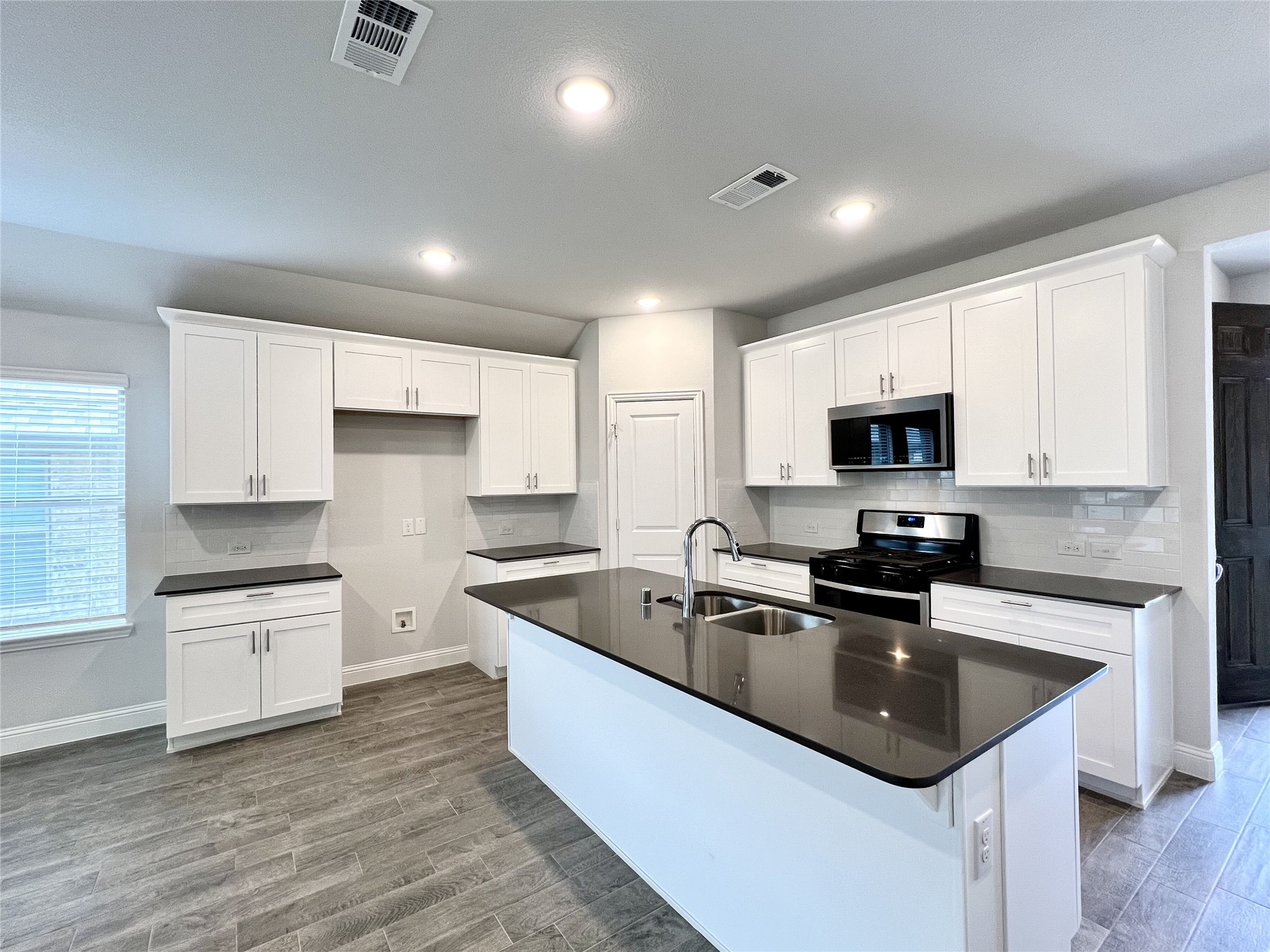 2712 Country Church Road Mckinney TX 75071