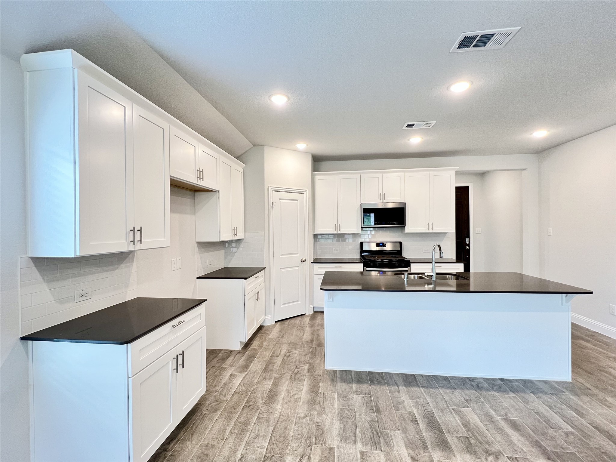 2712 Country Church Road Mckinney TX 75071