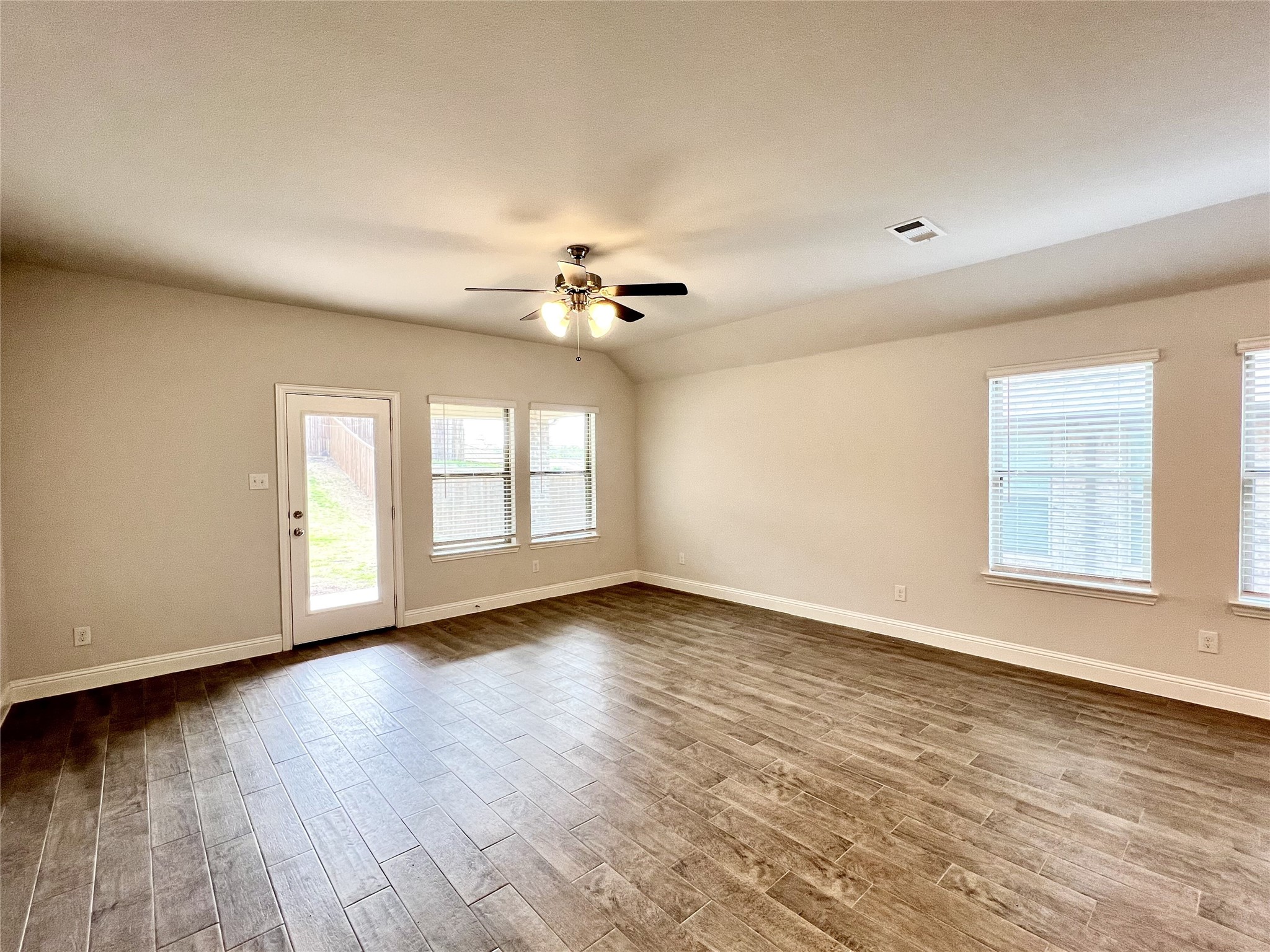 2712 Country Church Road Mckinney TX 75071
