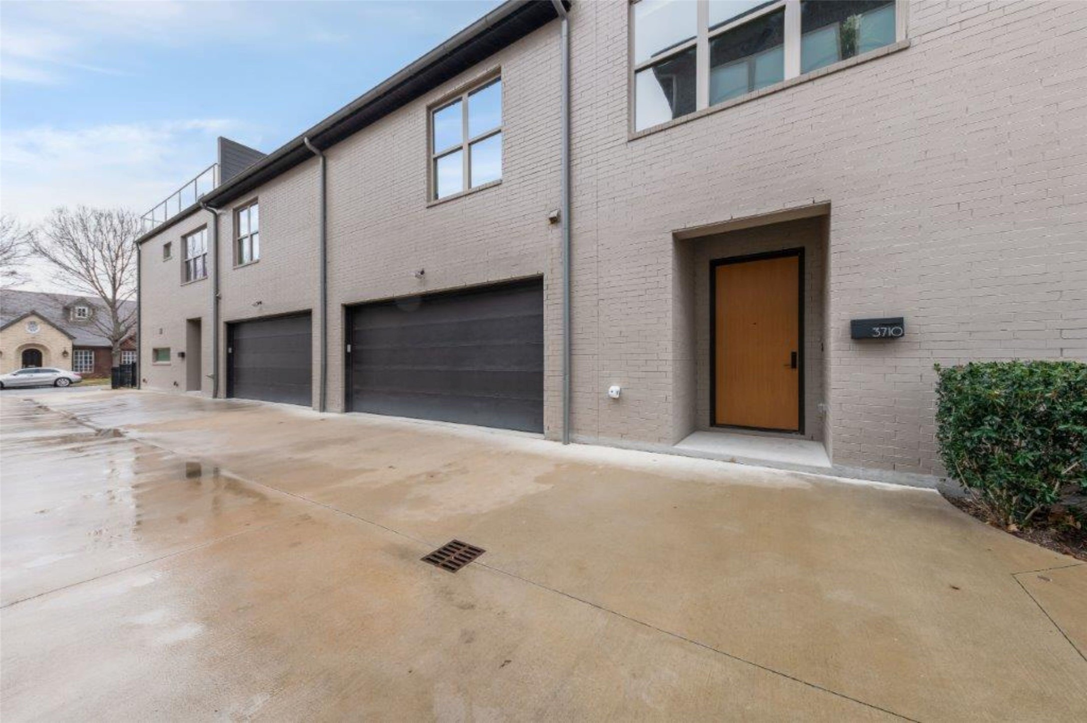 3704 W Beverly Drive Dallas TX 75209