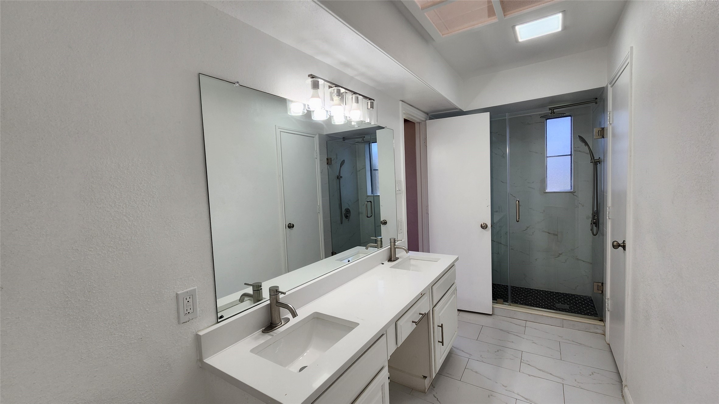 1526 Silverleaf Drive Carrollton TX 75007
