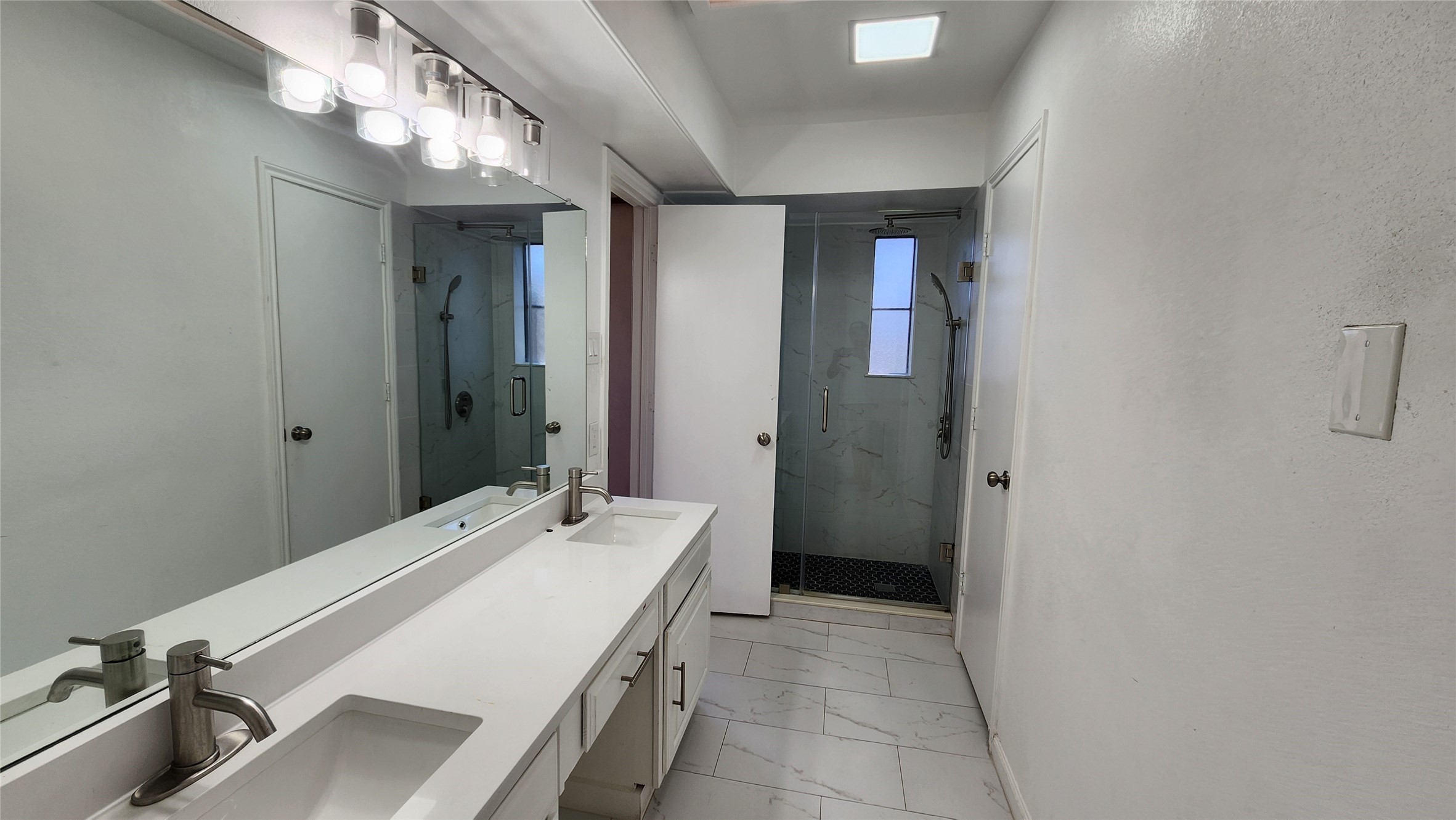 1526 Silverleaf Drive Carrollton TX 75007