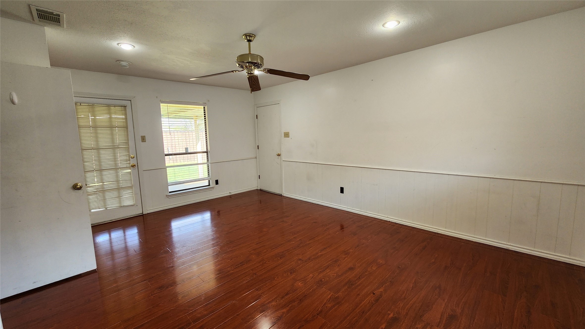 1526 Silverleaf Drive Carrollton TX 75007
