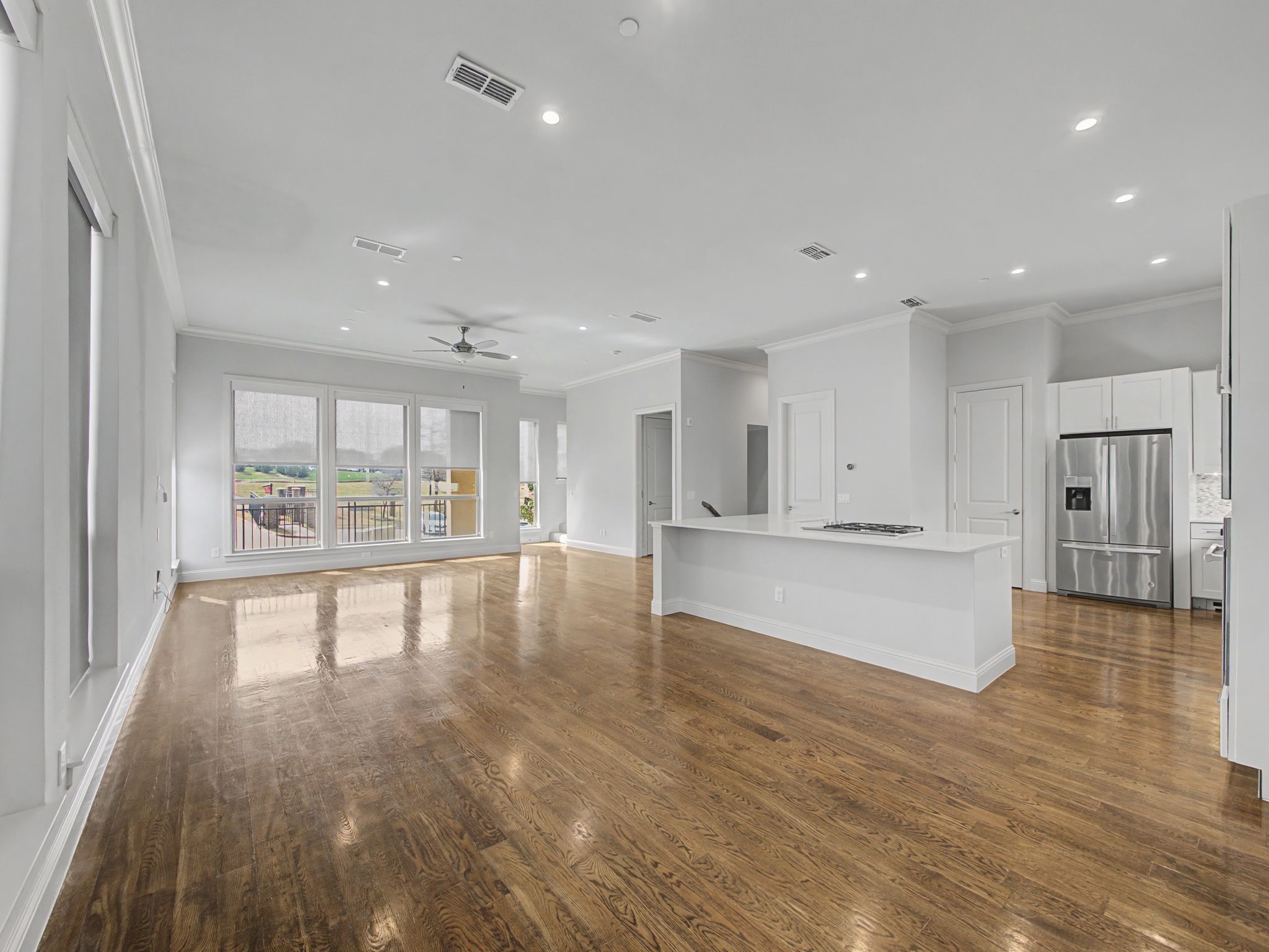 101 Decker Court Irving TX 75062