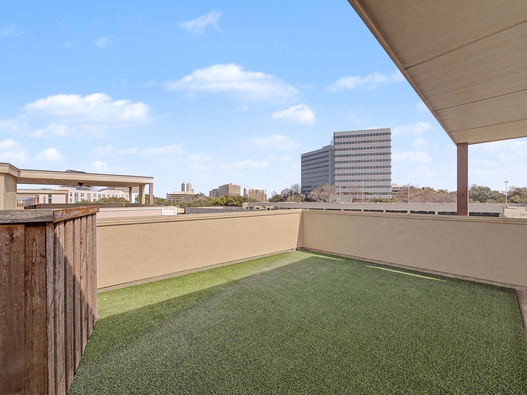 101 Decker Court Irving TX 75062