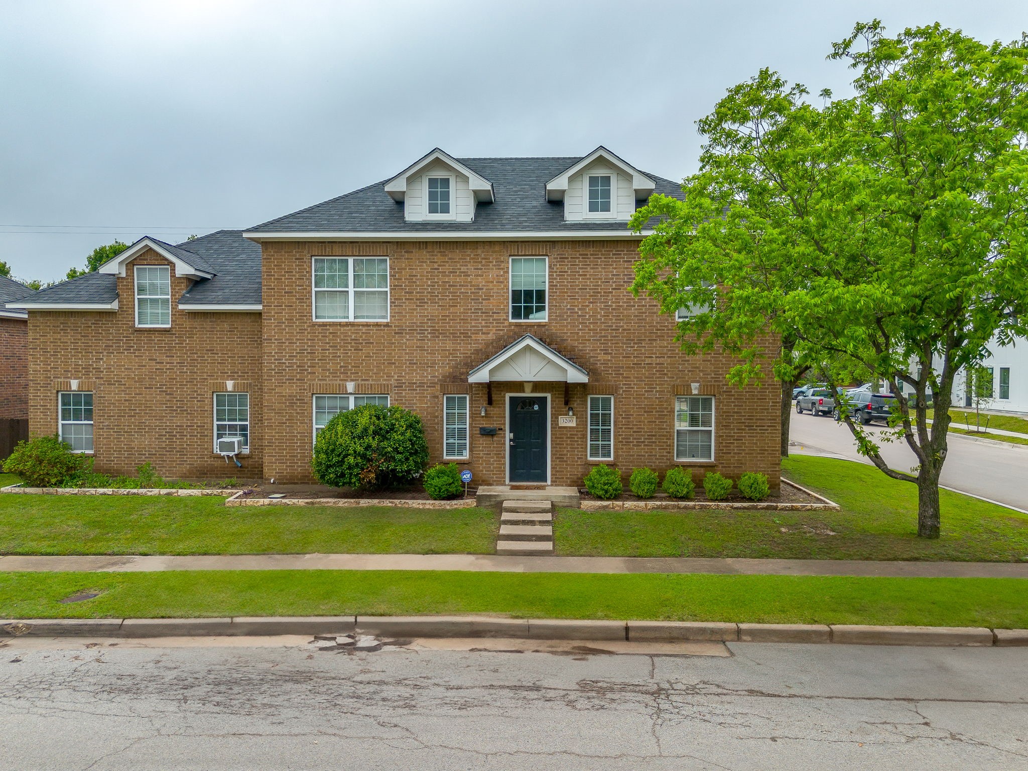 3200 Lubbock Avenue Fort Worth TX 76109