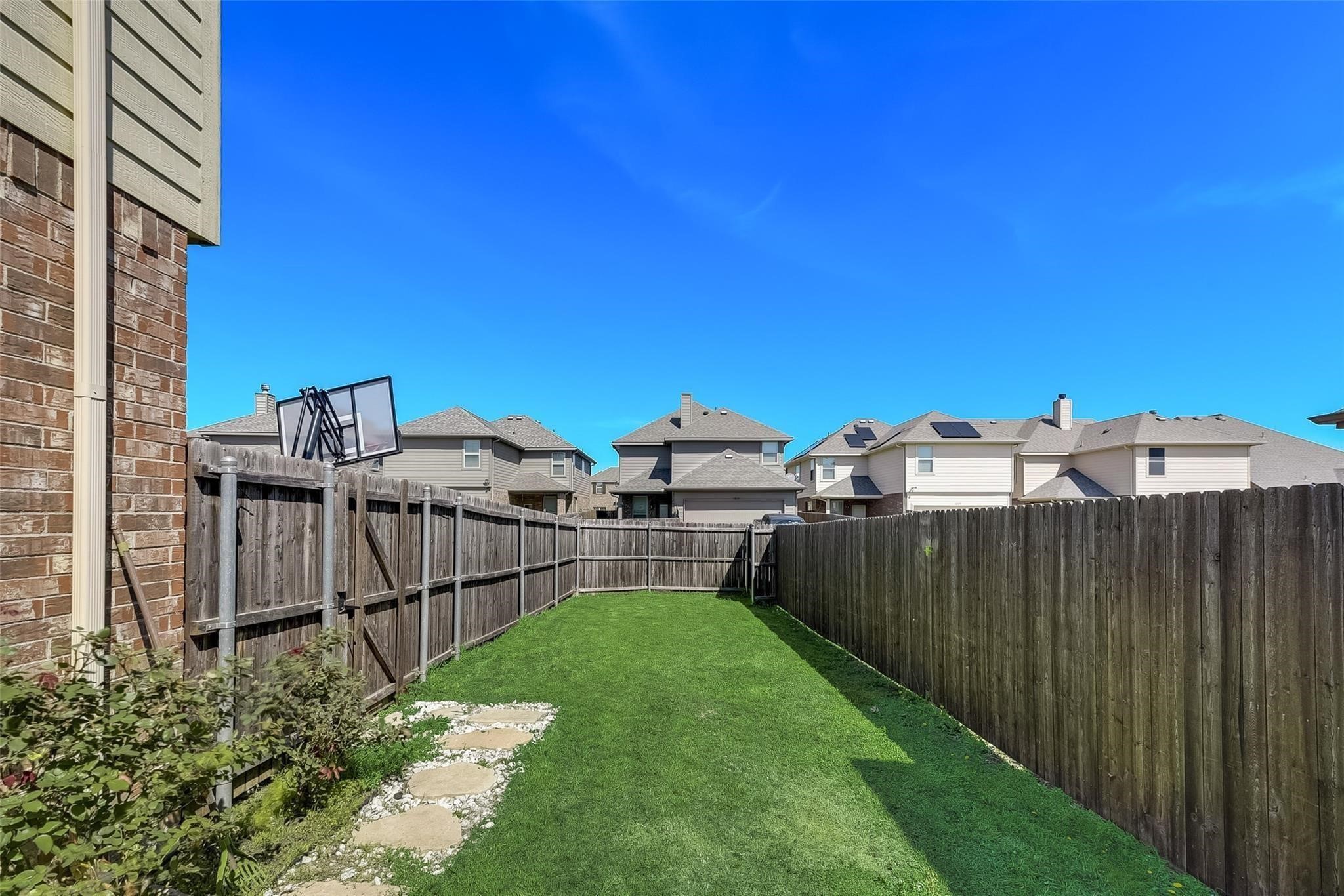 1300 Land Oak Road Royse City TX 75189