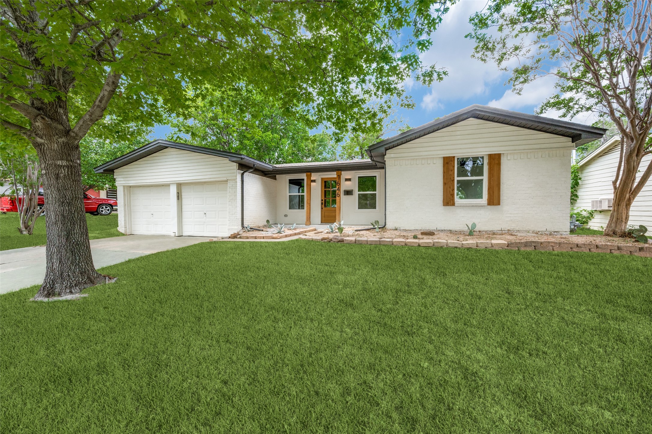 1646 Jackson Street Grand Prairie TX 75051