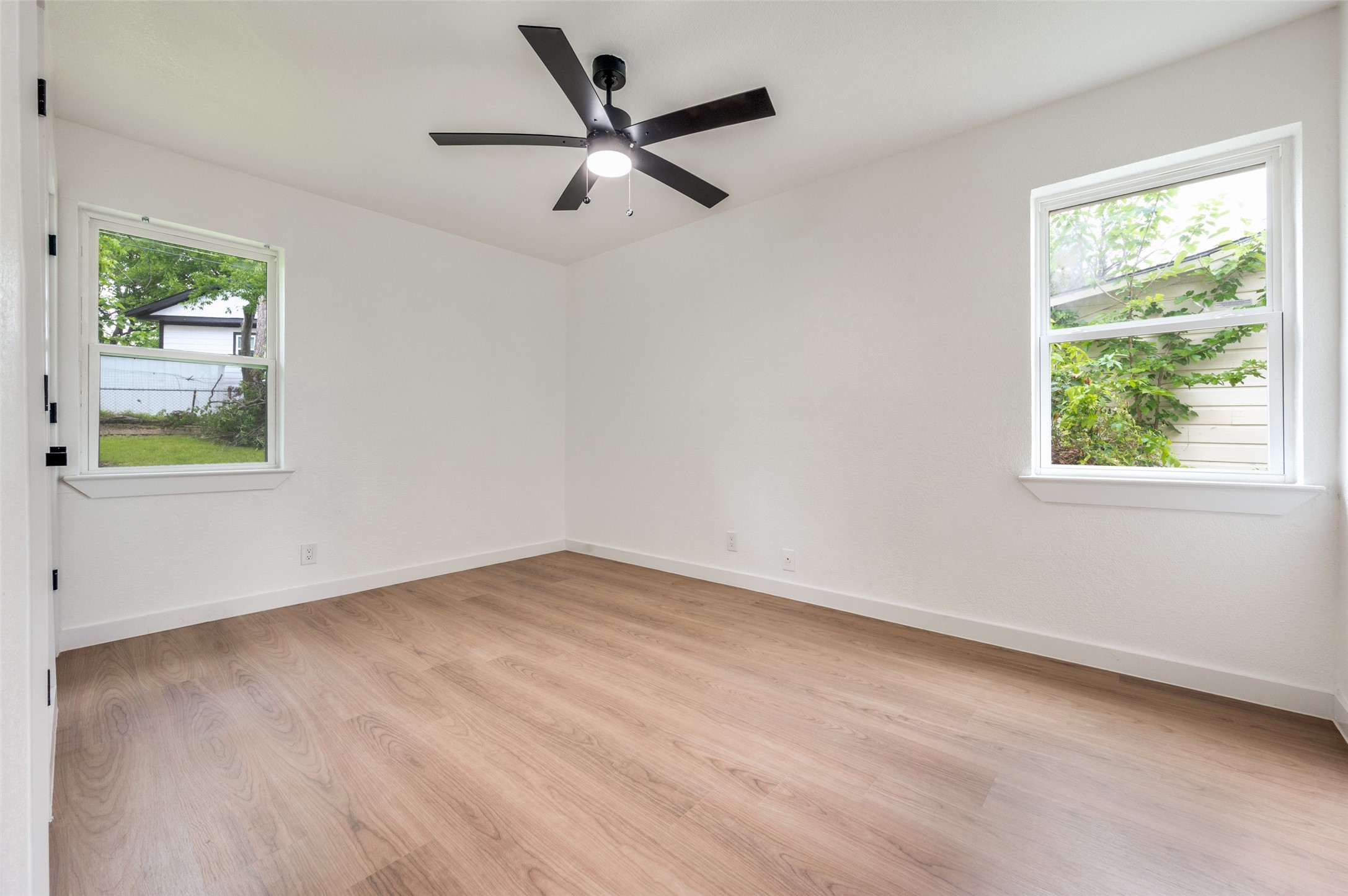 1646 Jackson Street Grand Prairie TX 75051