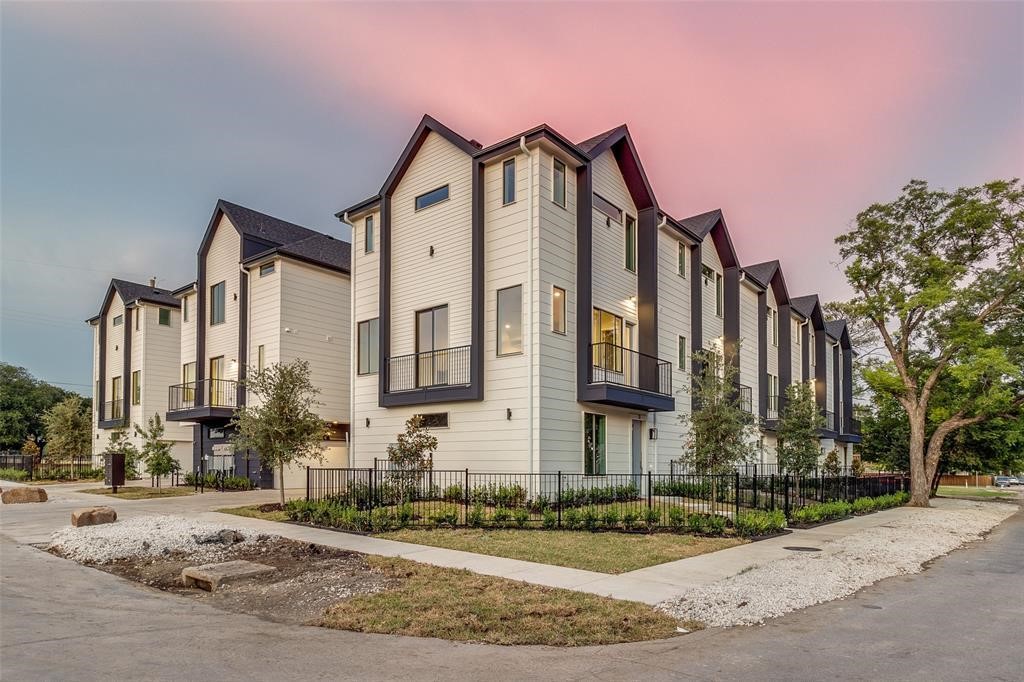 3308 Birmingham Avenue Dallas TX 75210