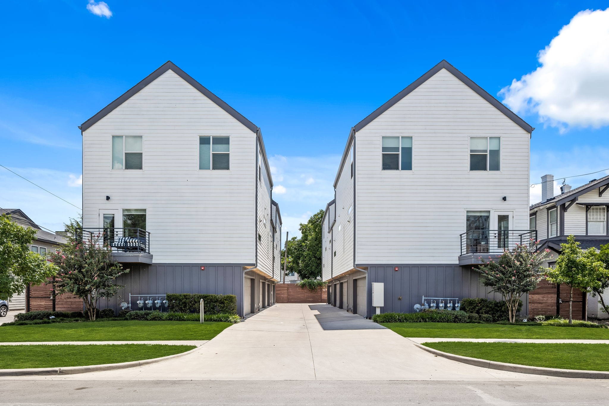 1507 N Garrett Avenue Dallas TX 75206