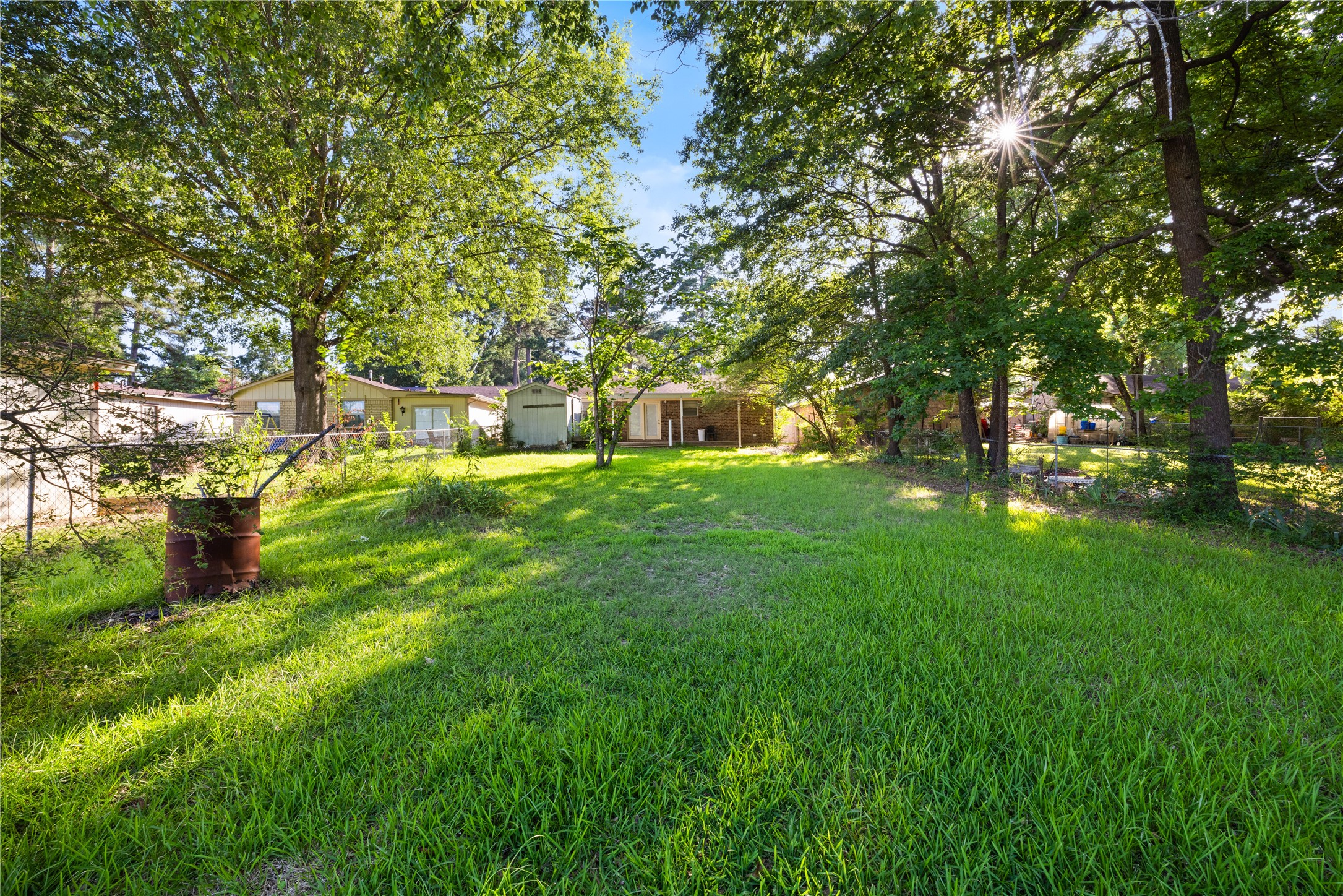 417 Carroll Avenue Wake Village TX 75501