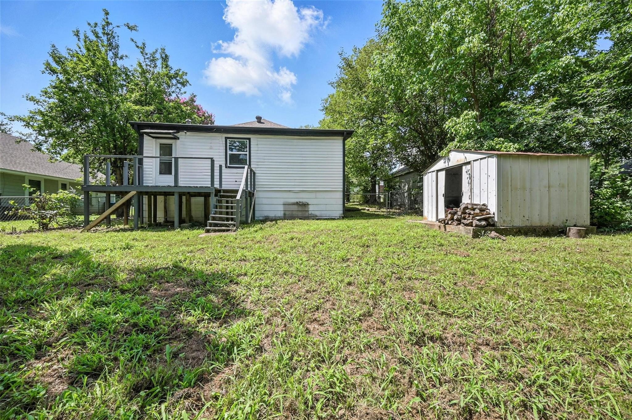 903 W Baker Street Denison TX 75020