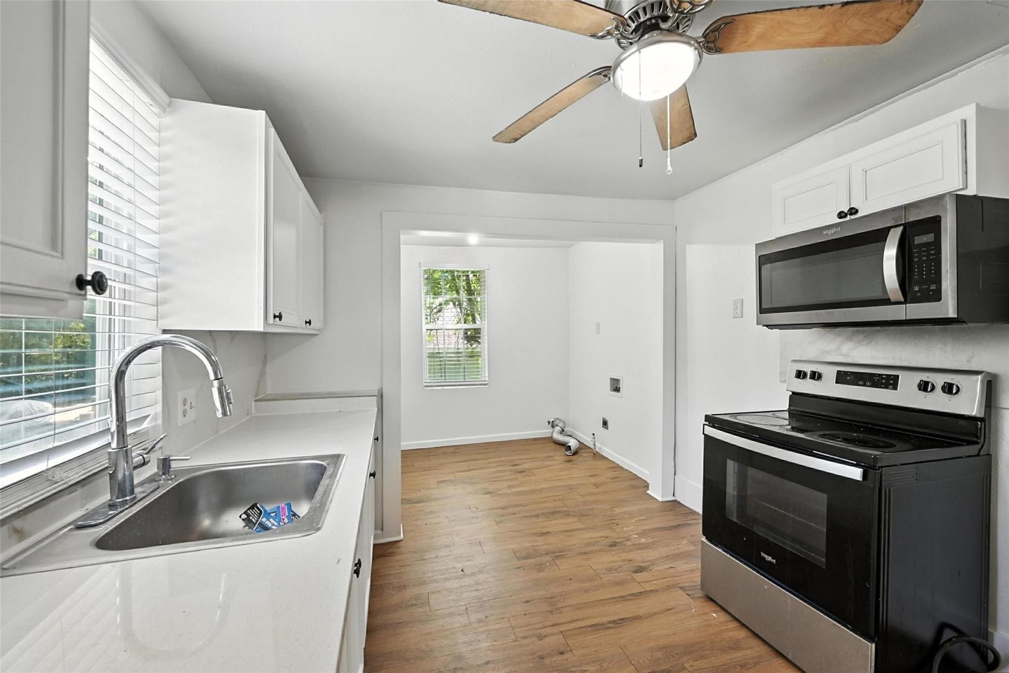 903 W Baker Street Denison TX 75020