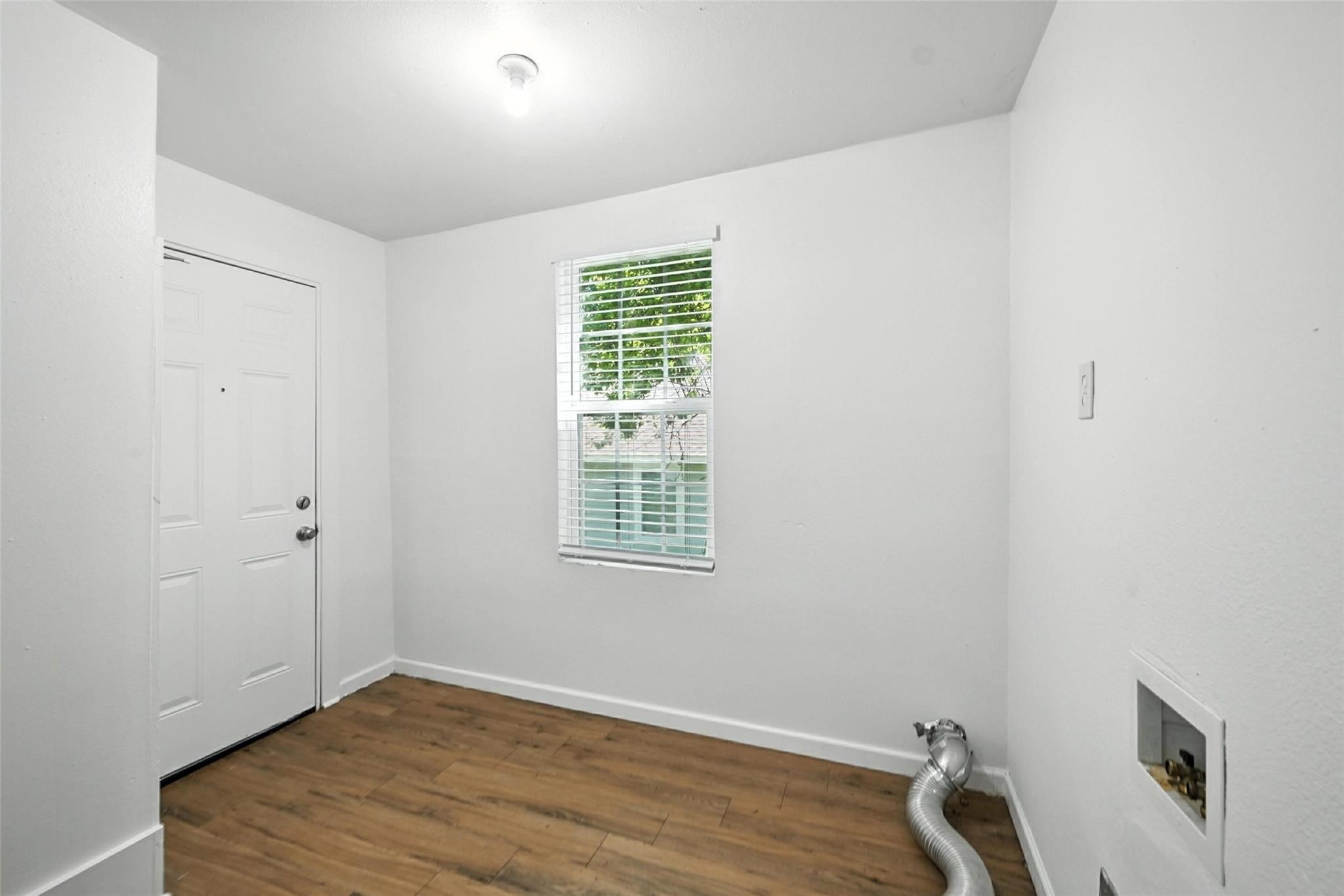 903 W Baker Street Denison TX 75020