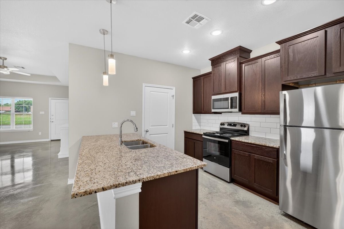 412 W Avenue C Copperas Cove TX 76522