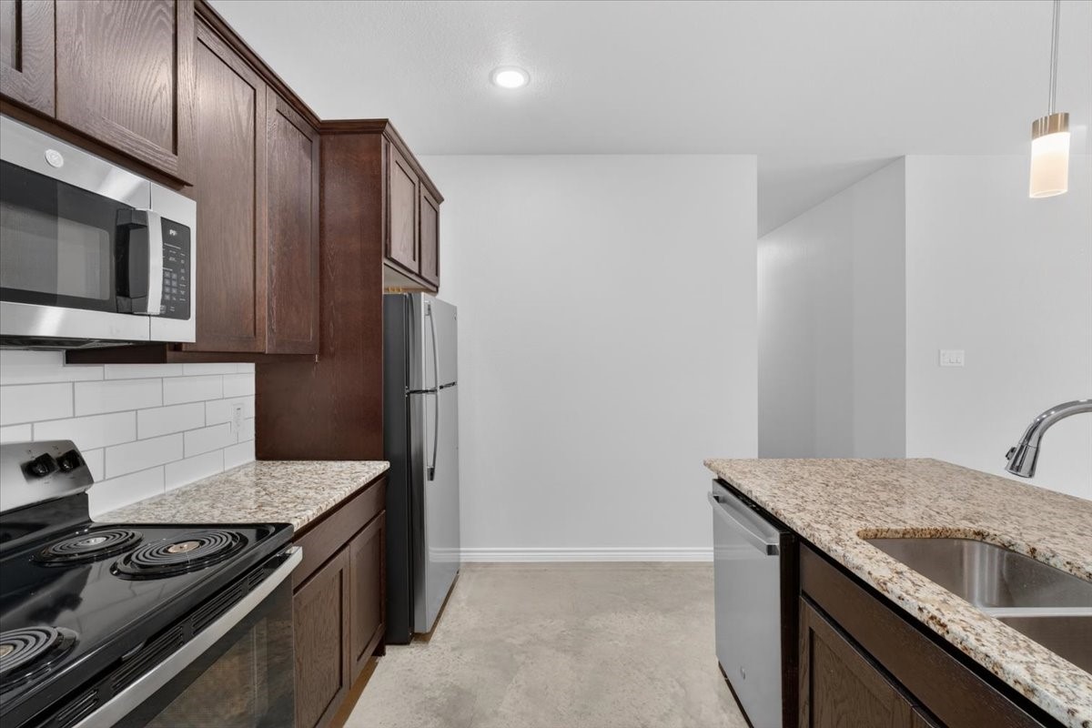 412 W Avenue C Copperas Cove TX 76522