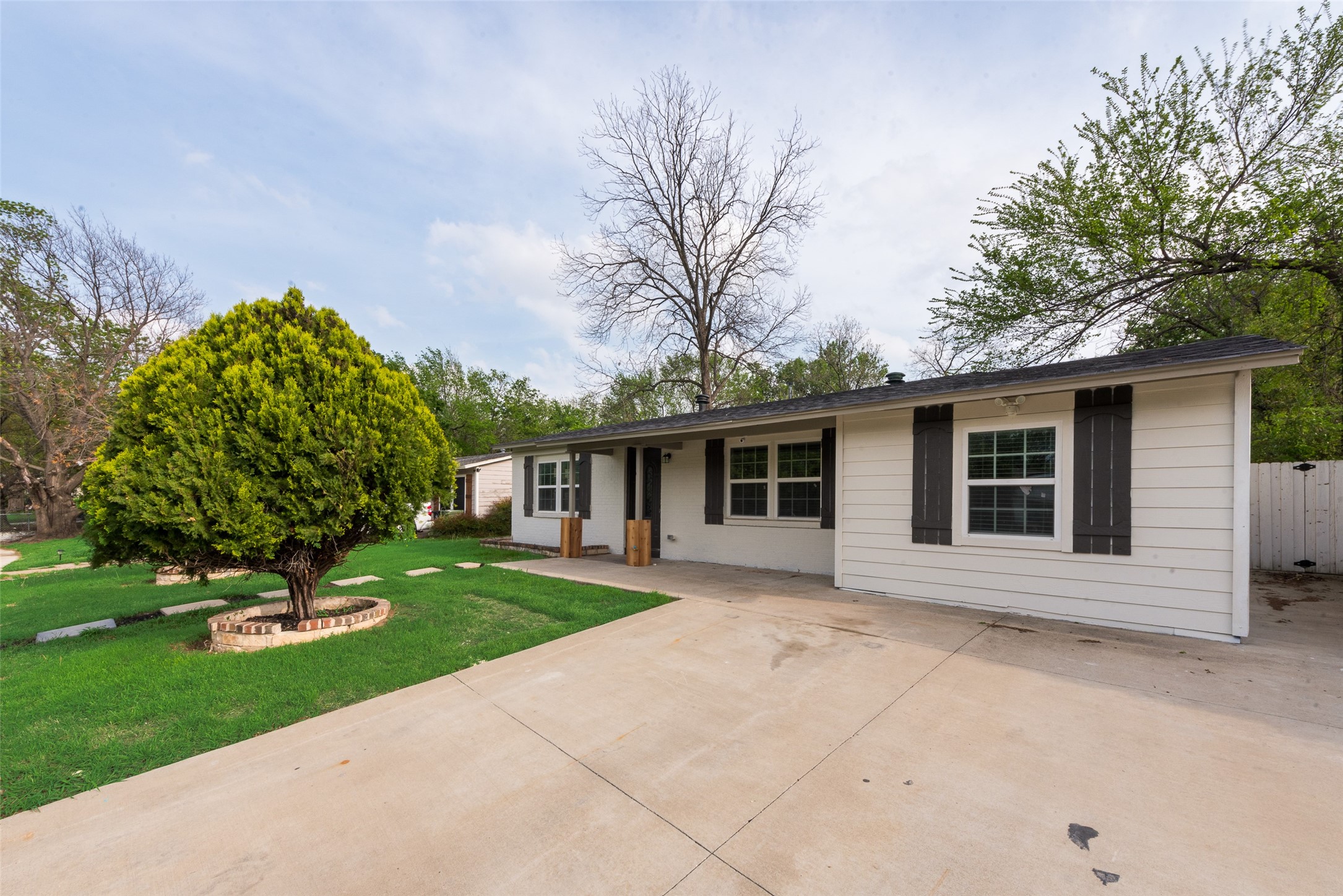 1104 Belvedere Drive Arlington TX 76010