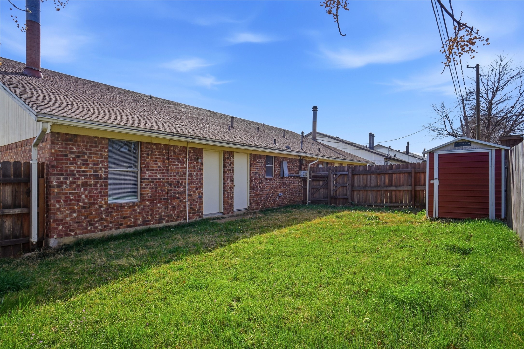 2318 Lindblad Court Arlington TX 76016