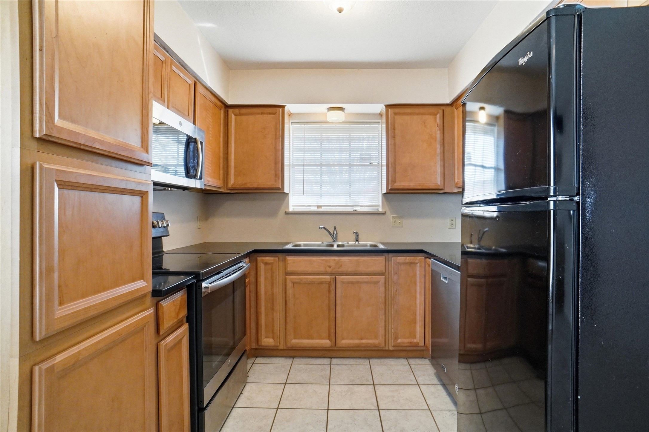2318 Lindblad Court Arlington TX 76016