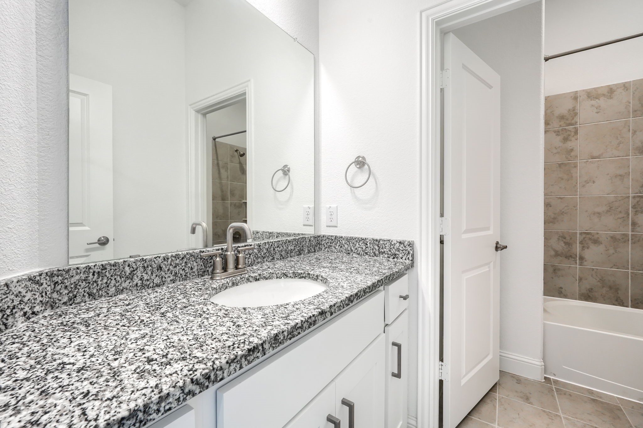 2009 Brookhurst Street Celina TX 75009