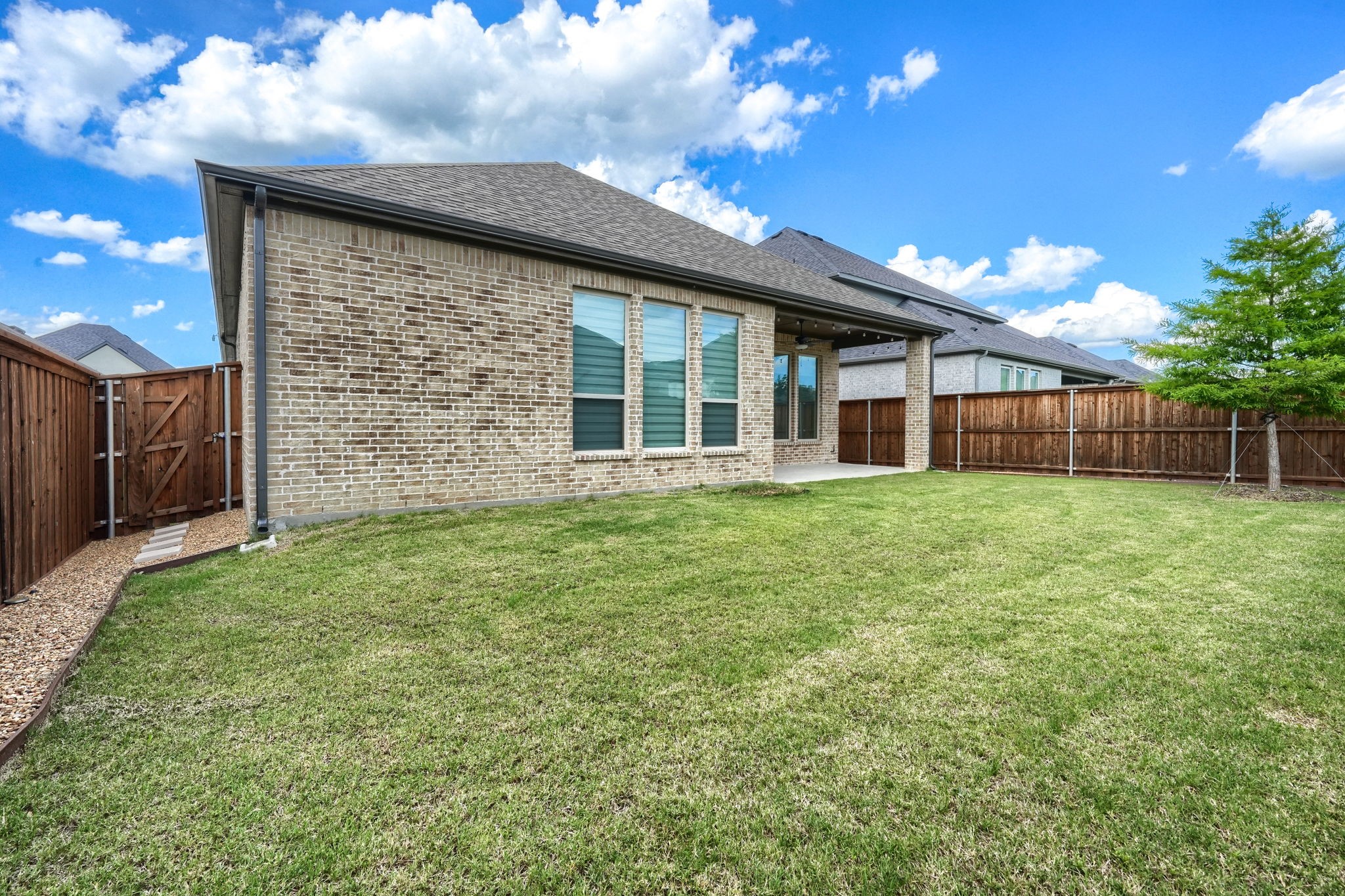 2009 Brookhurst Street Celina TX 75009