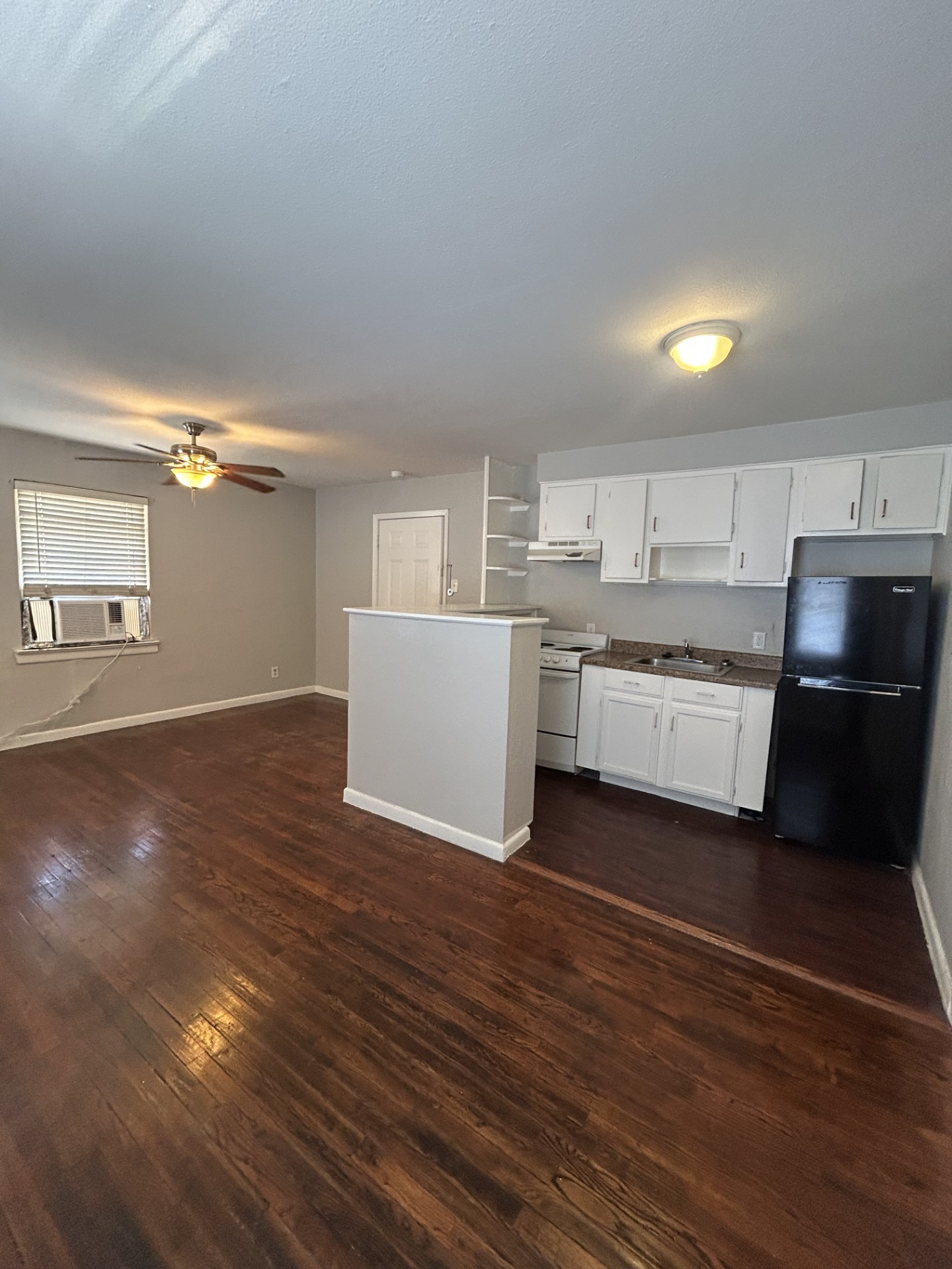 4815 Live Oak Street Dallas TX 75204