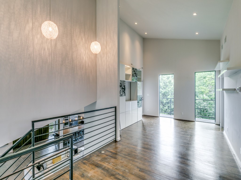 919 Knott Place Dallas TX 75208
