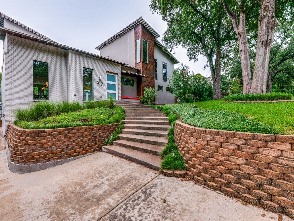 919 Knott Place Dallas TX 75208