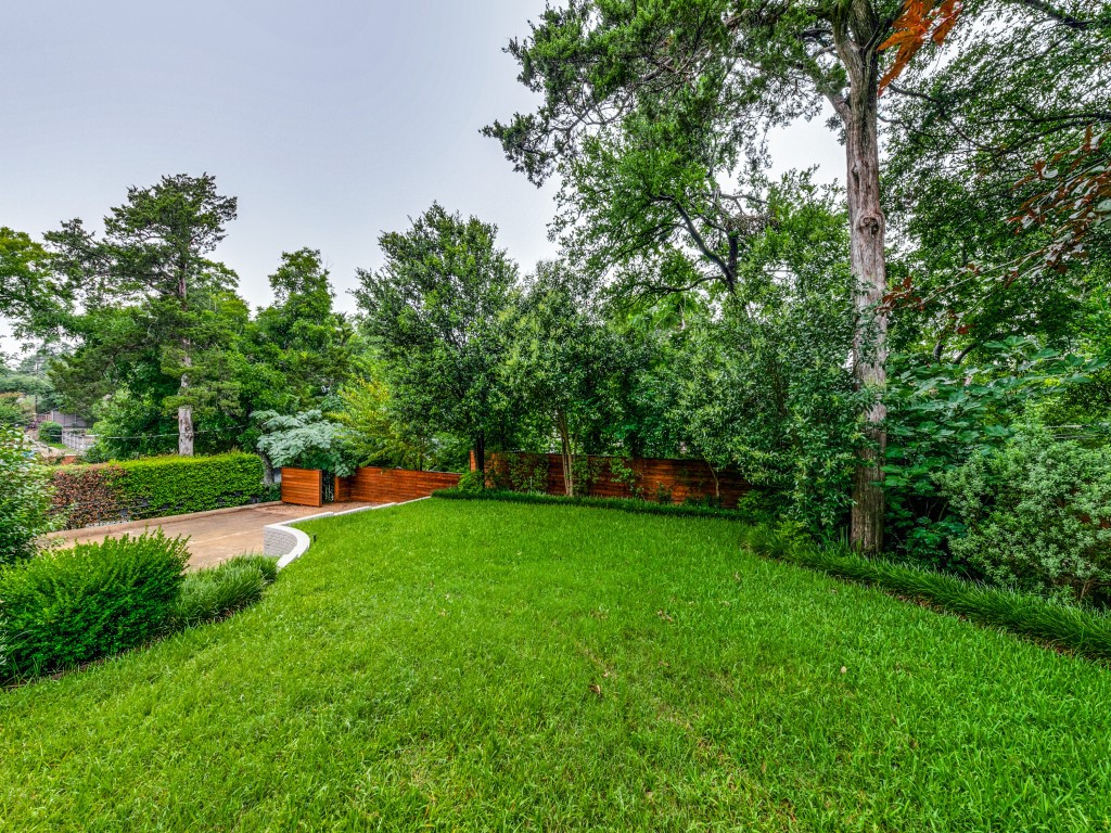 919 Knott Place Dallas TX 75208