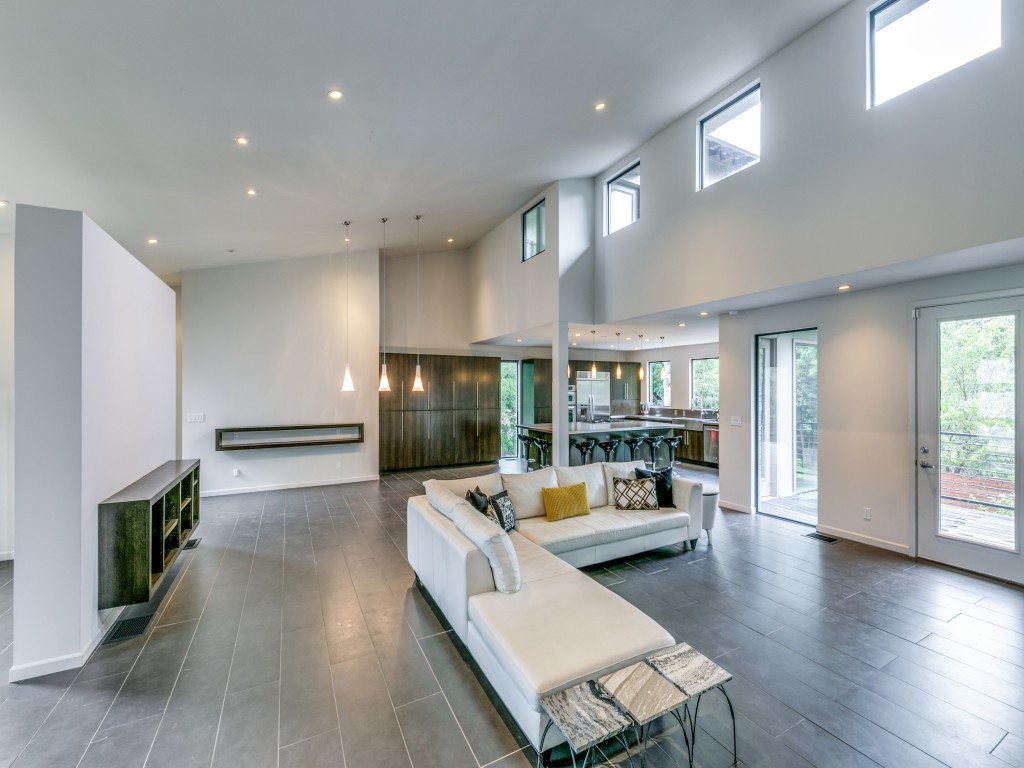 919 Knott Place Dallas TX 75208
