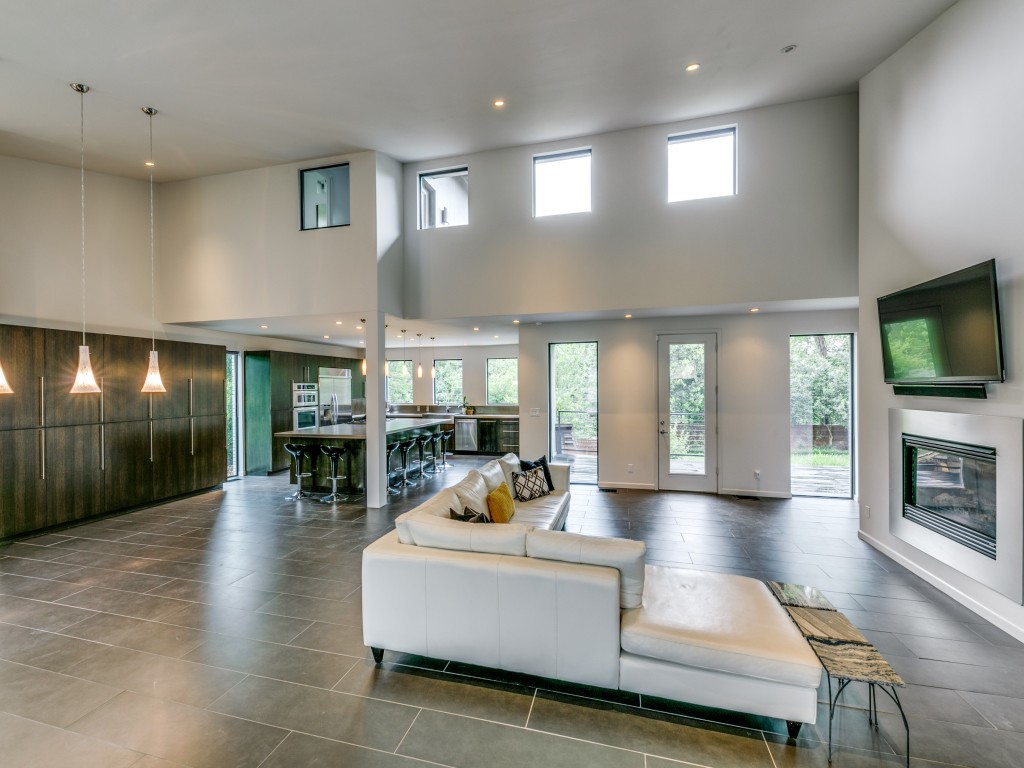 919 Knott Place Dallas TX 75208