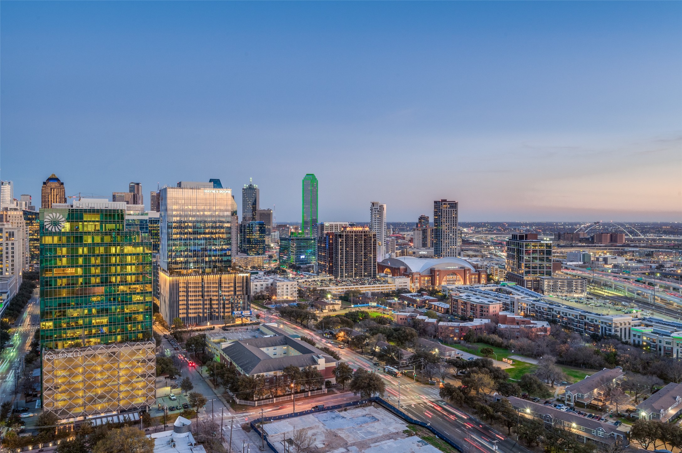 3130 N Harwood Street Dallas TX 75201