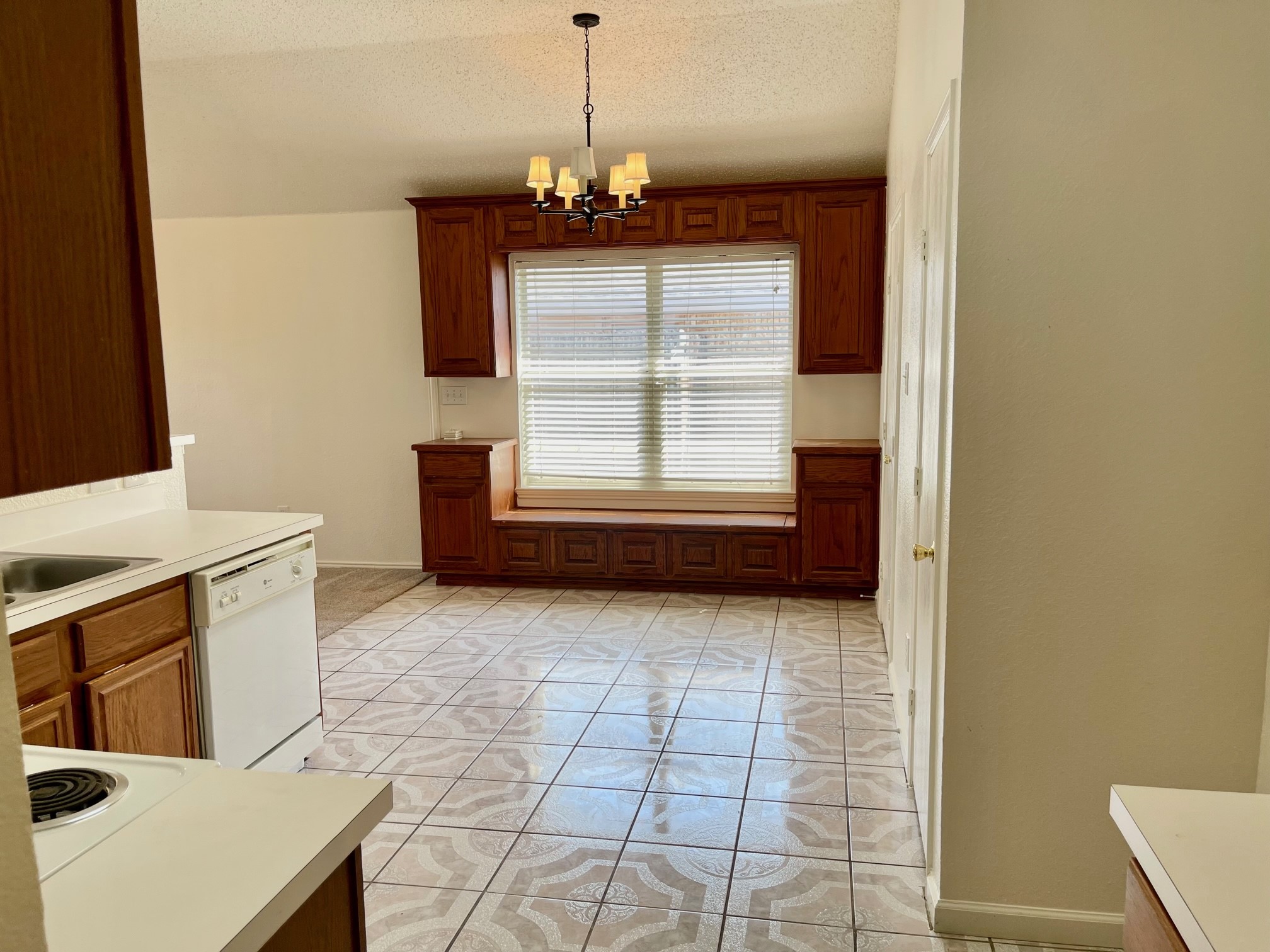 1008 Rock Springs Drive Burleson TX 76028