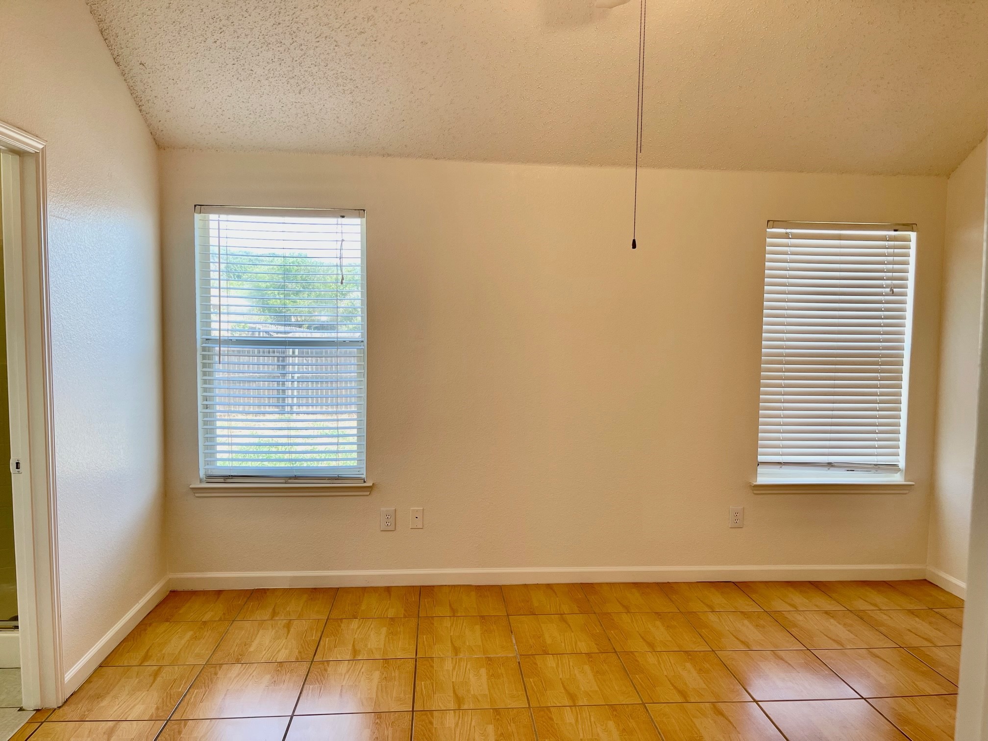 1008 Rock Springs Drive Burleson TX 76028