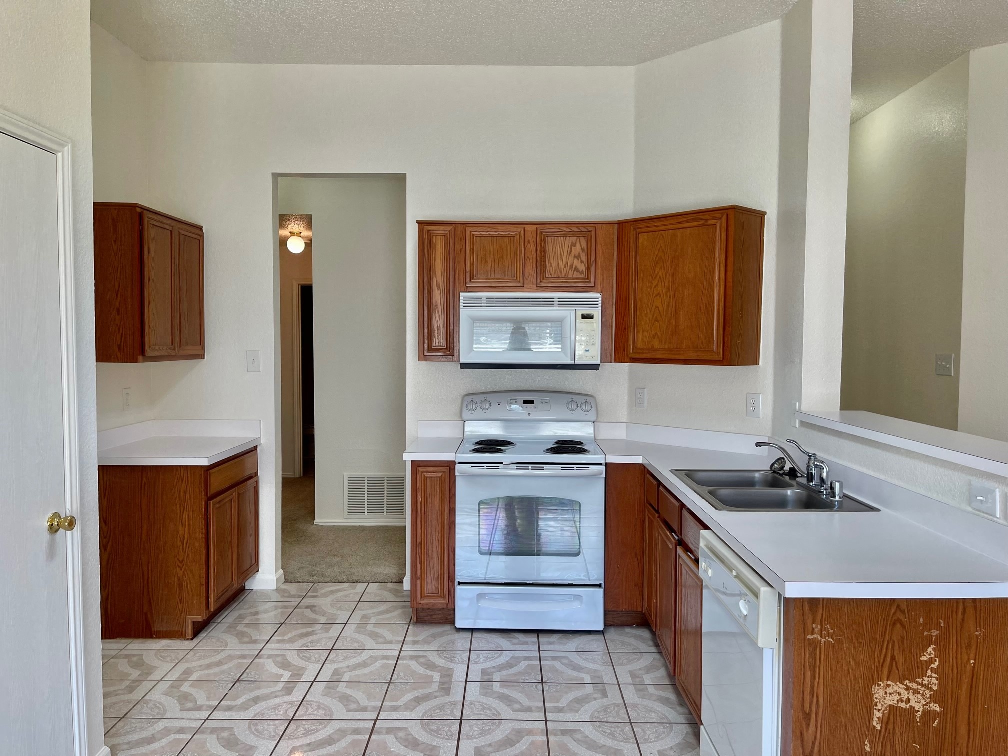 1008 Rock Springs Drive Burleson TX 76028