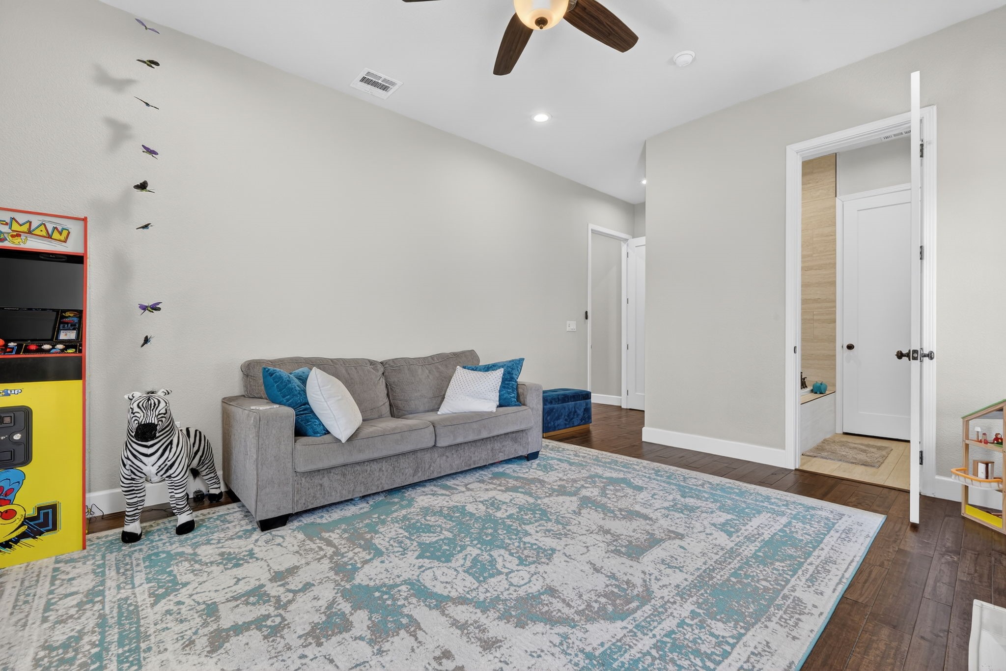 608 S Dooley Street Grapevine TX 76051