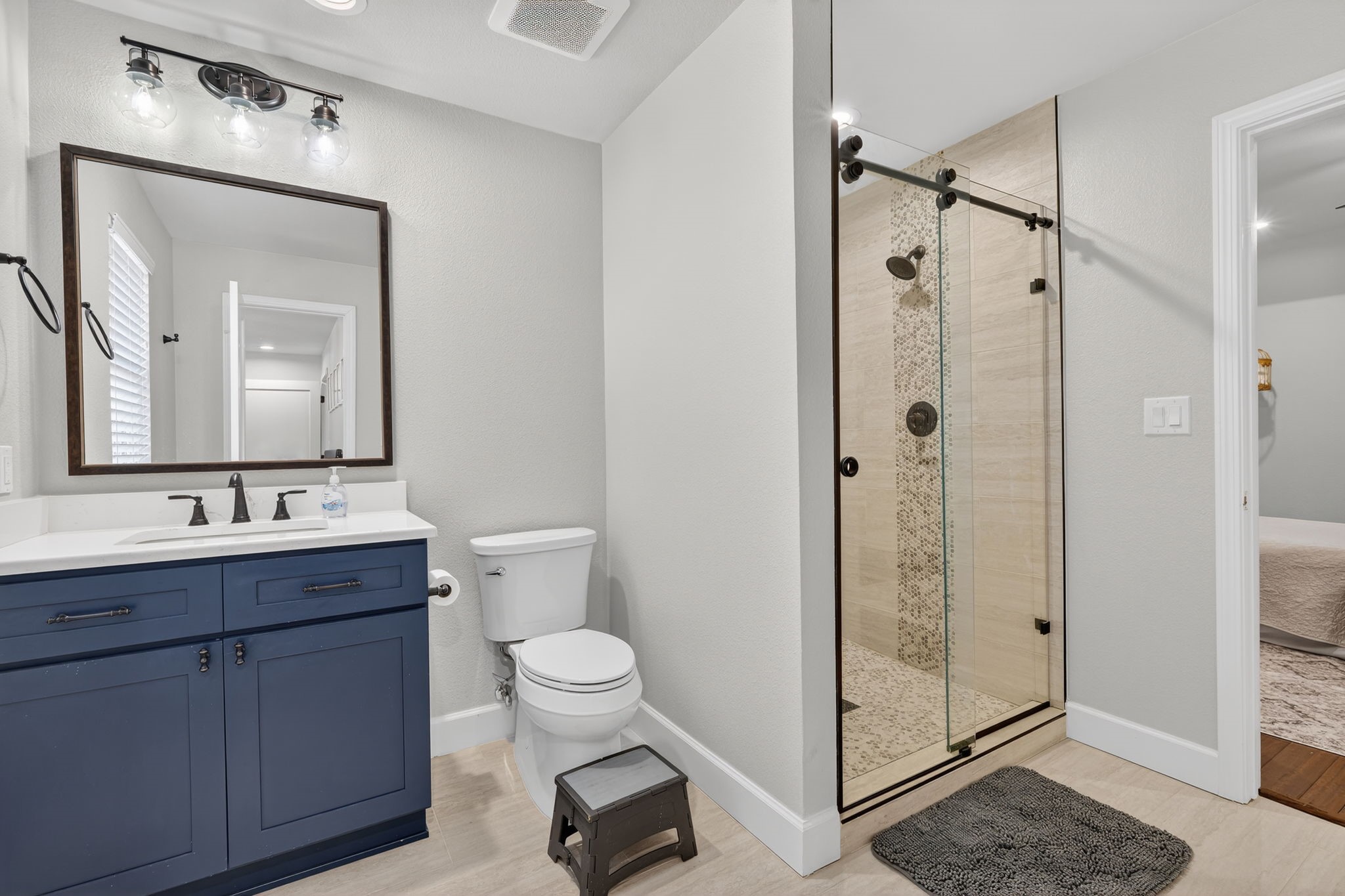608 S Dooley Street Grapevine TX 76051