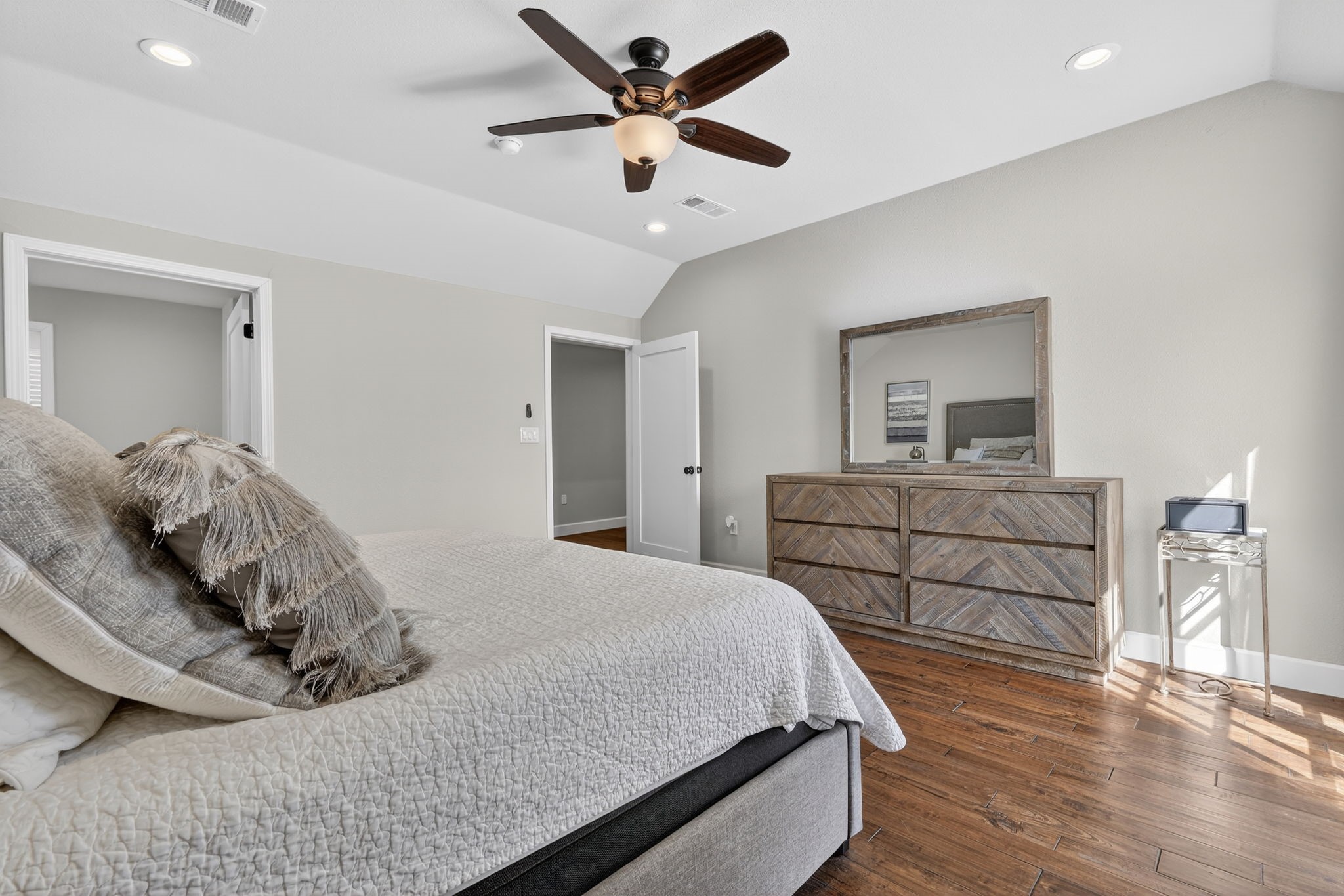 608 S Dooley Street Grapevine TX 76051