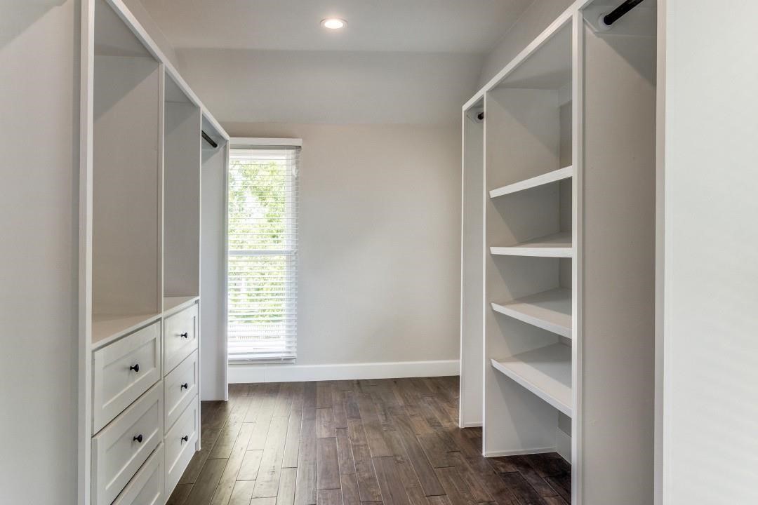 608 S Dooley Street Grapevine TX 76051