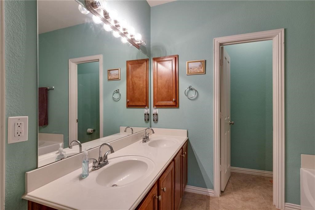 708 Creekside Drive Little Elm TX 75068
