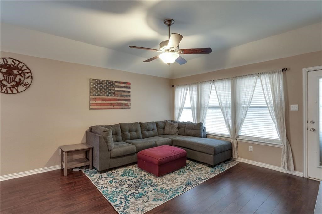 708 Creekside Drive Little Elm TX 75068