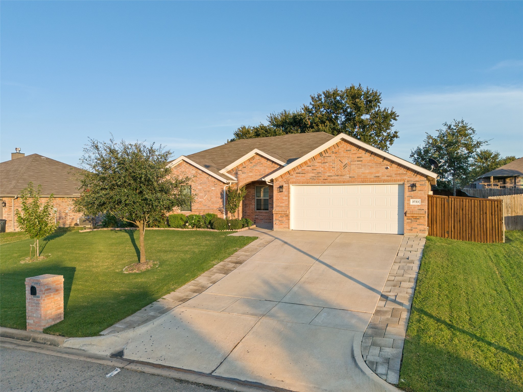 3733 Cecelia Lane Forest Hill TX 76140