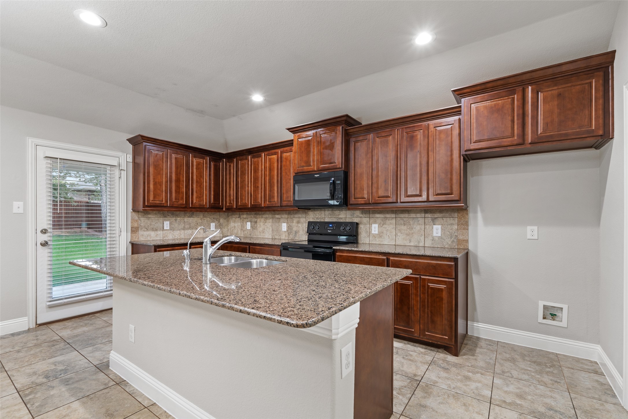 3733 Cecelia Lane Forest Hill TX 76140