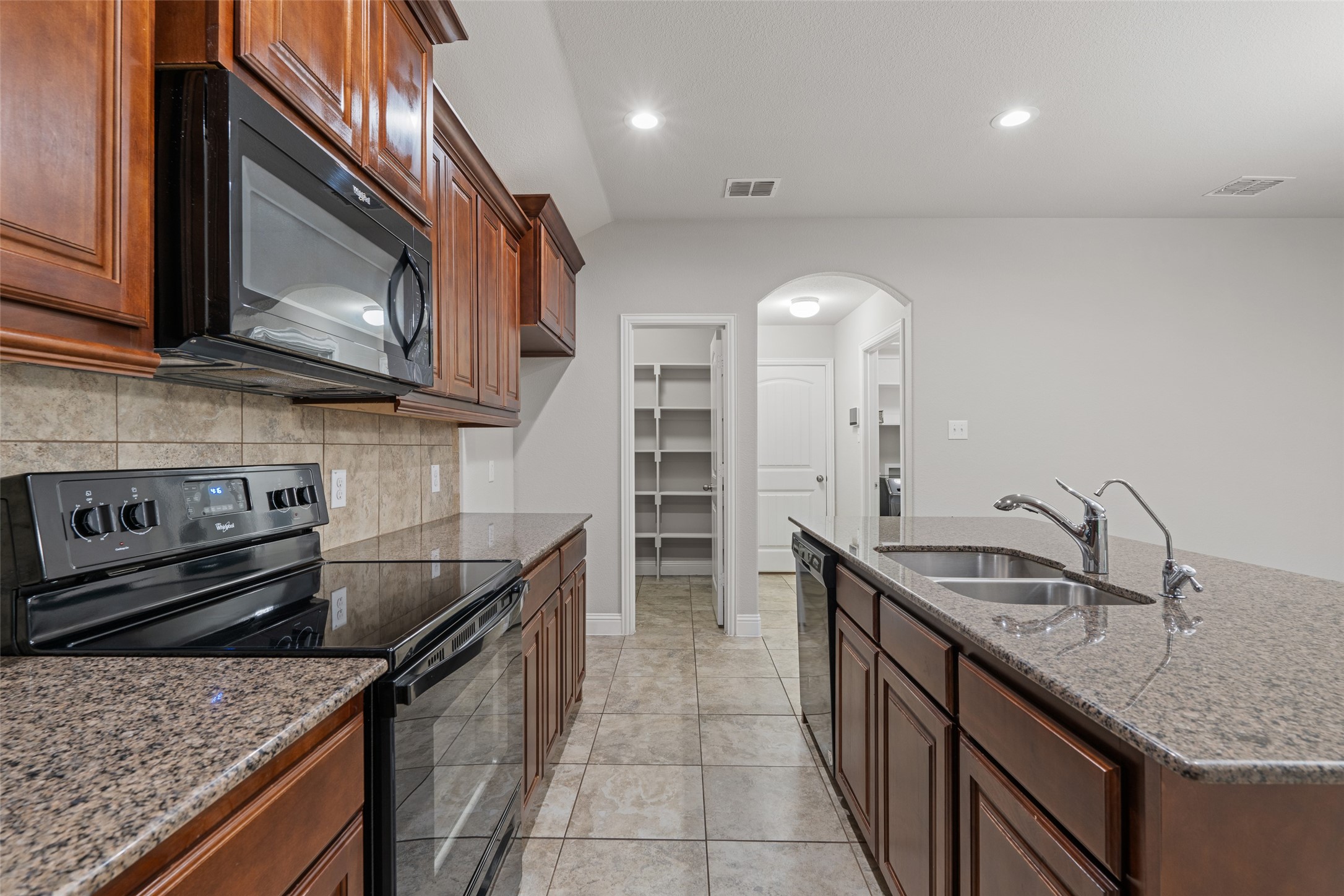 3733 Cecelia Lane Forest Hill TX 76140