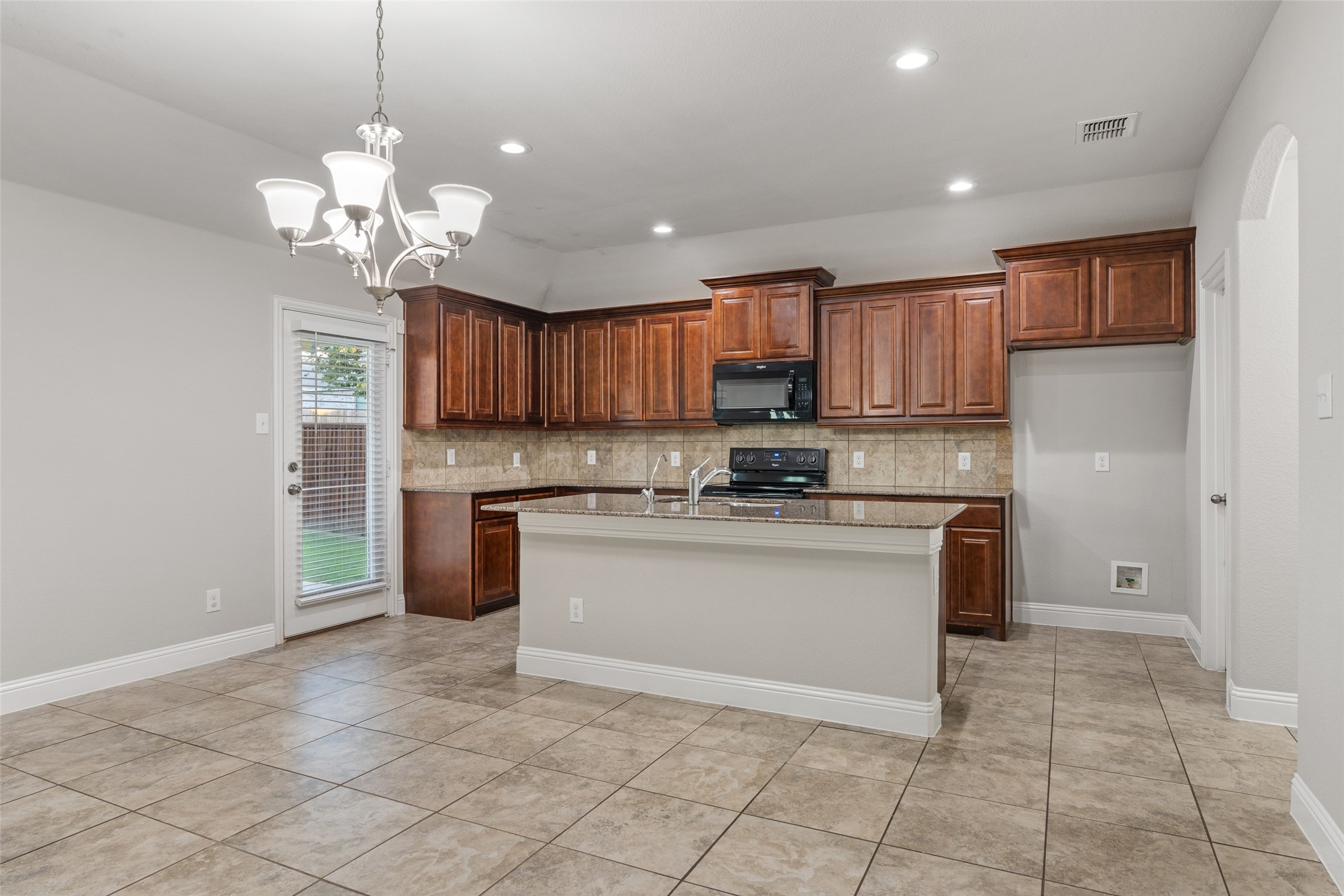 3733 Cecelia Lane Forest Hill TX 76140