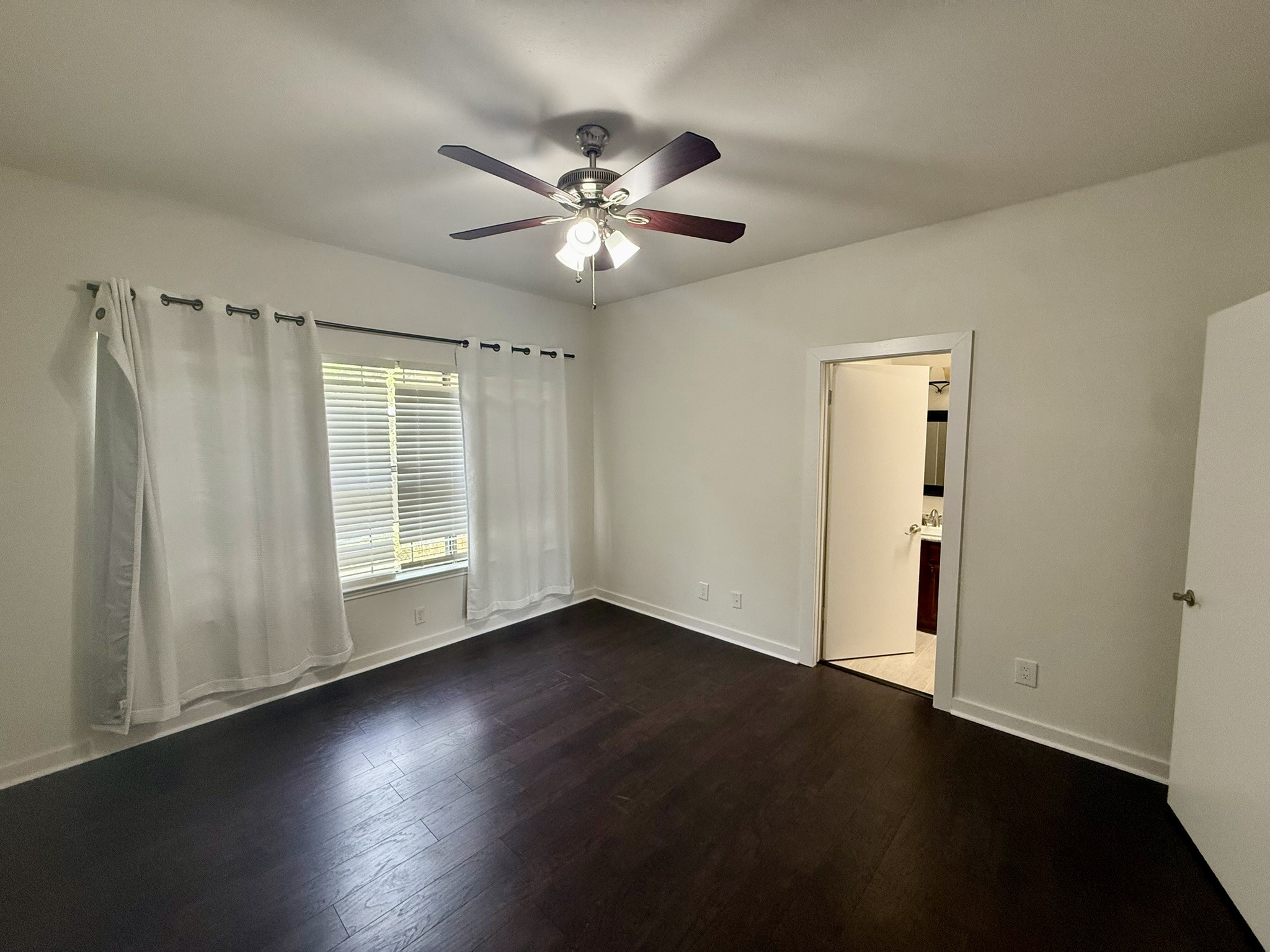 5859 Frankford Road Dallas TX 75252
