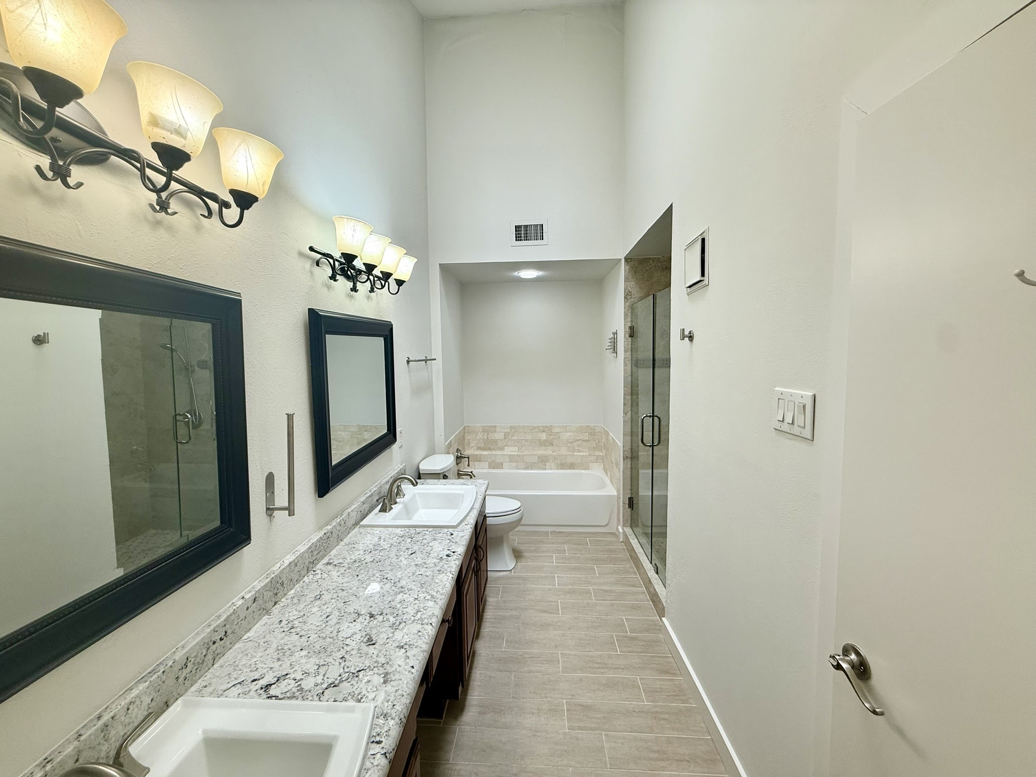 5859 Frankford Road Dallas TX 75252