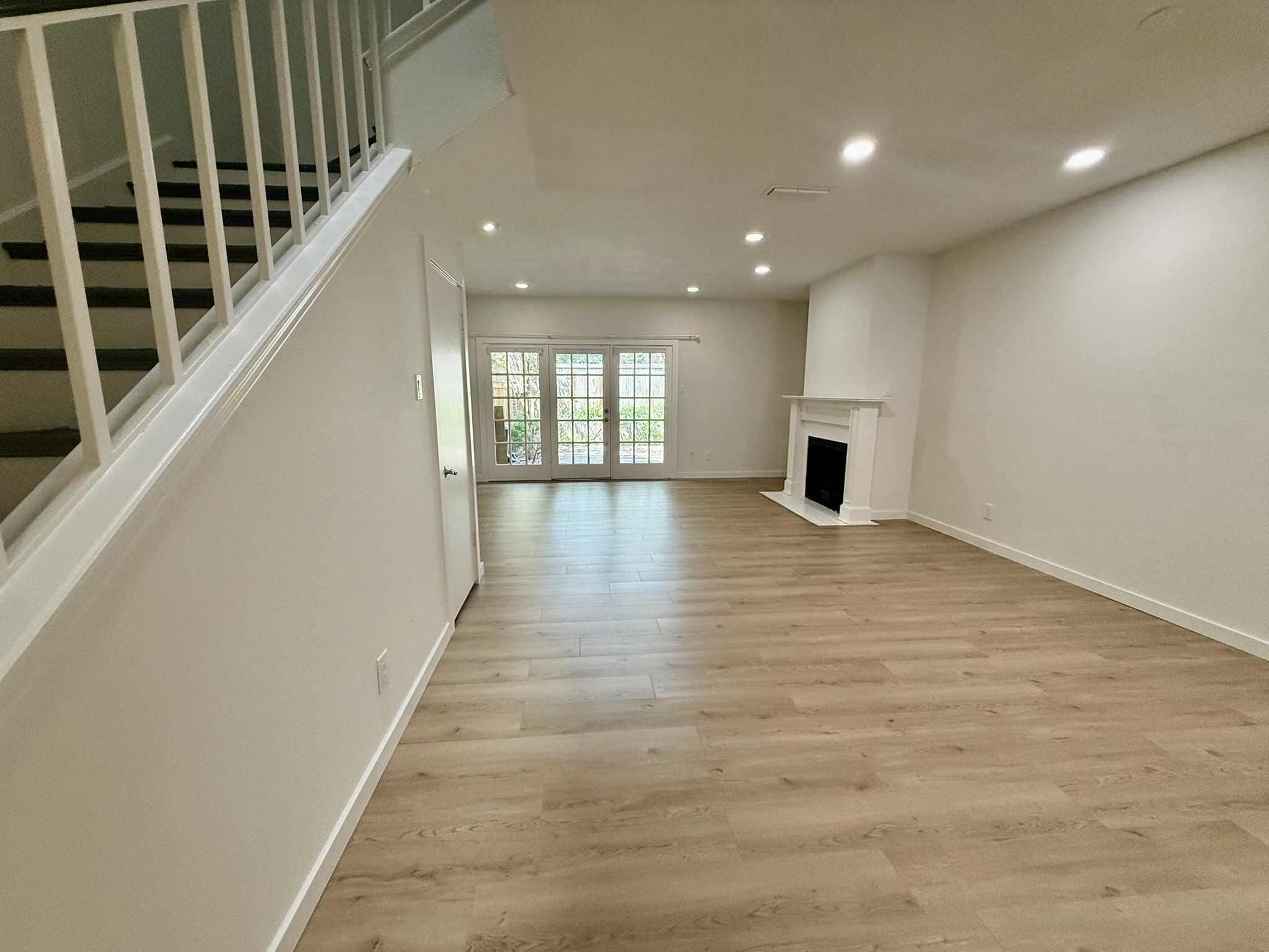 5859 Frankford Road Dallas TX 75252