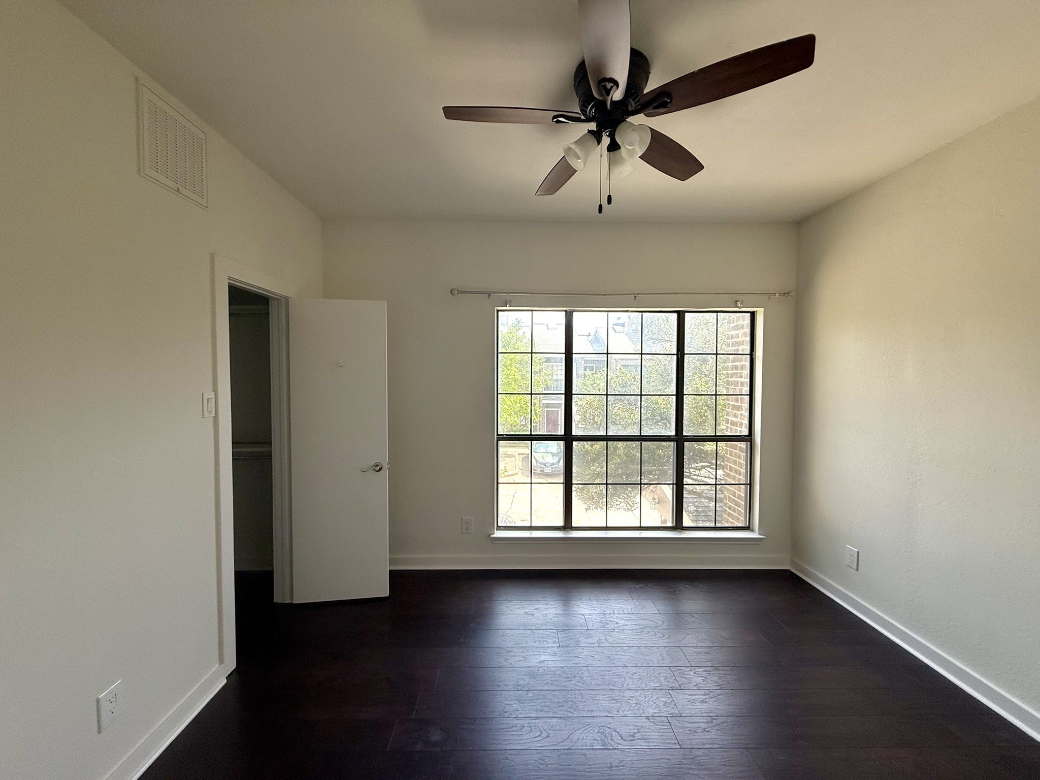 5859 Frankford Road Dallas TX 75252